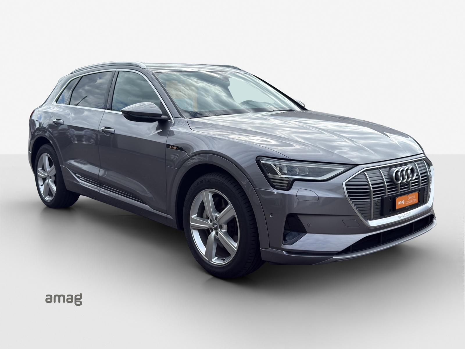 AUDI e-tron 50 Advanced quattro-image-5