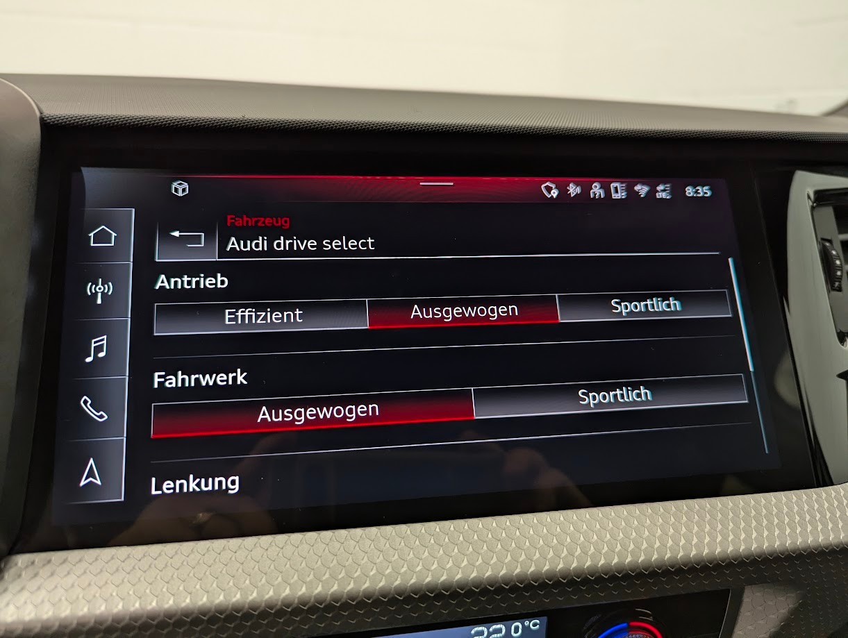 AUDI A1 Sportback 2.0 40 TFSI S Line S-Tronic*5J GAR S-LINE KOMPLETT ALL-BLACK VOLL-LED DÄMPFER ACC KEY*-image-18