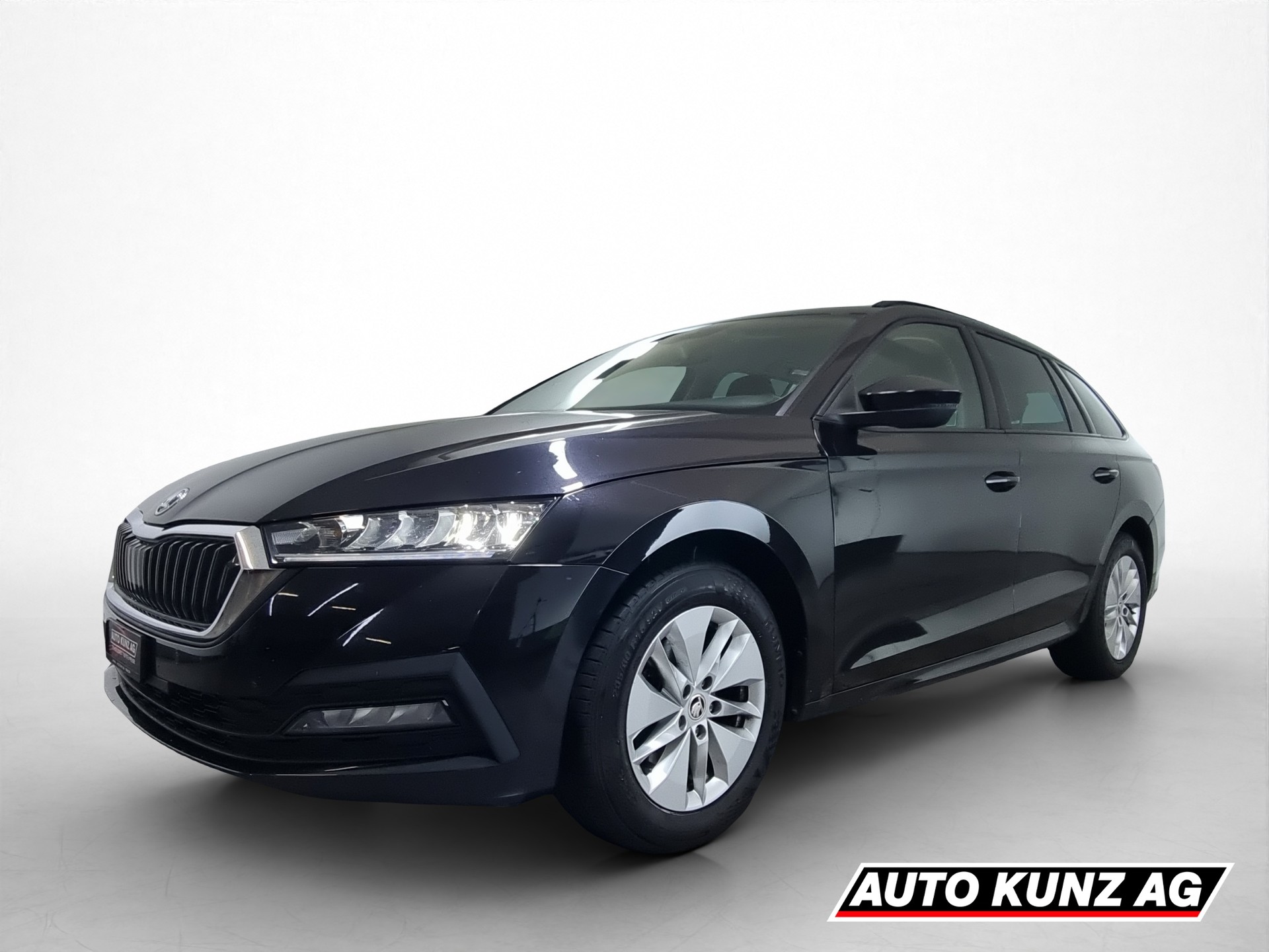 SKODA Octavia 2.0 TDI 150 Ambition DSG-image-0