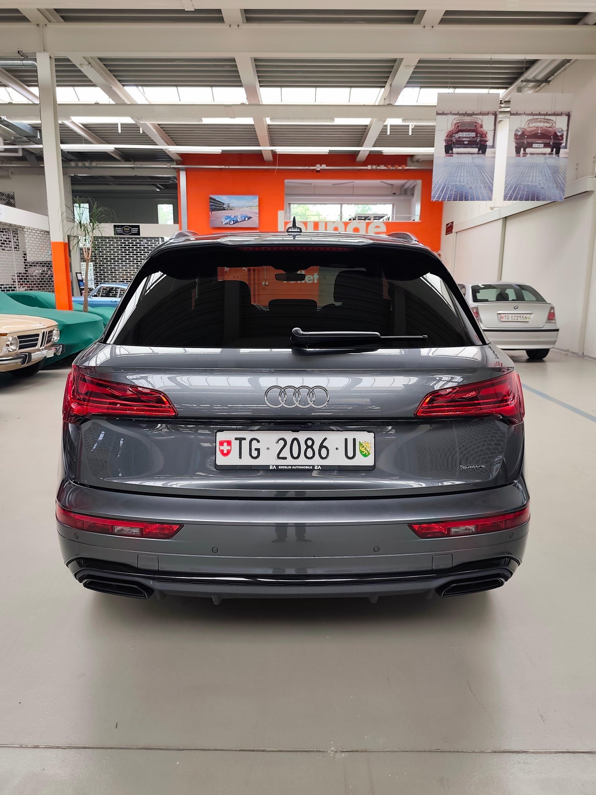 AUDI Q5 Sportback 45 TFSI S line quattro S-tronic-image-2