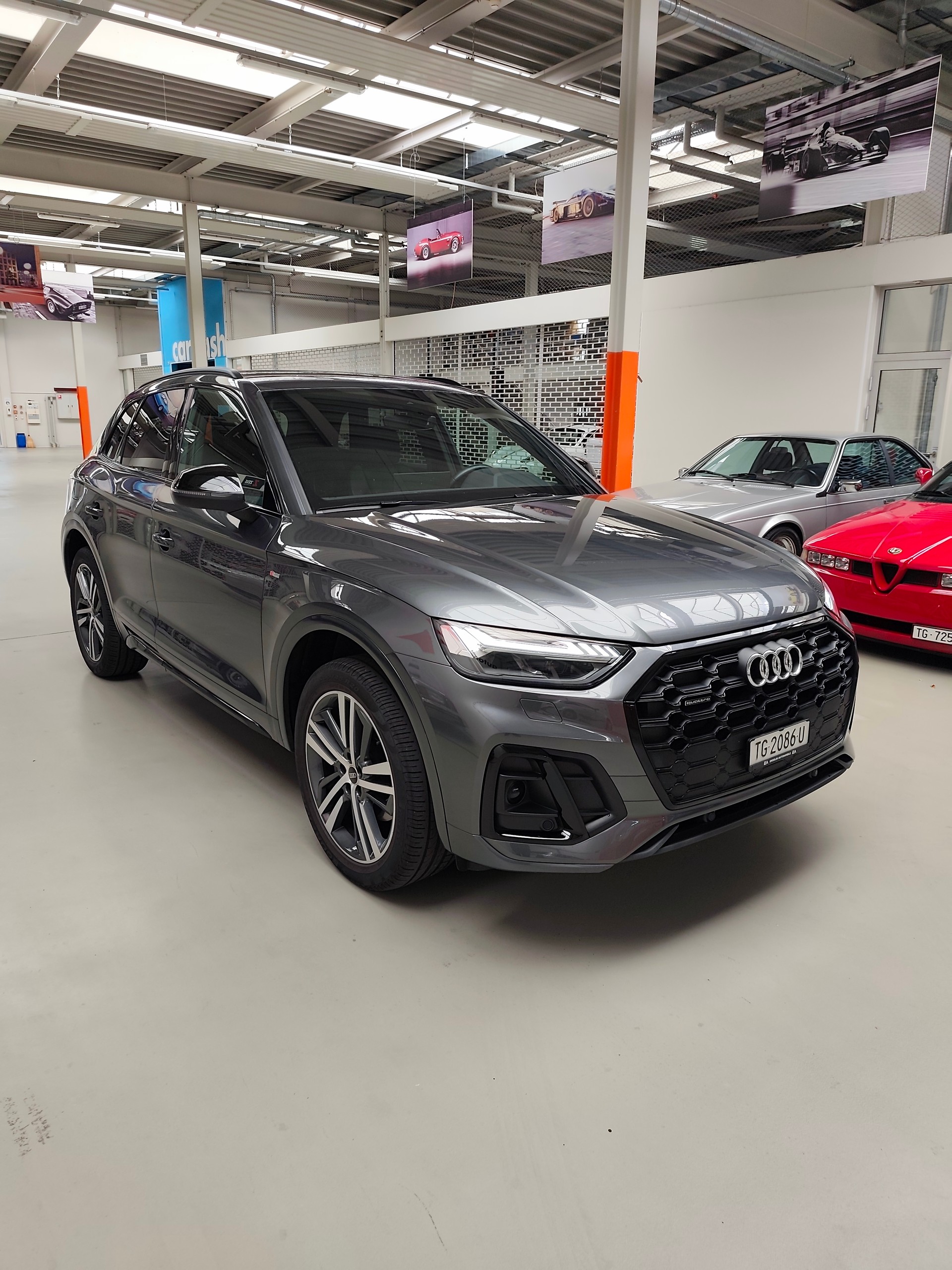AUDI Q5 Sportback 45 TFSI S line quattro S-tronic-image-8