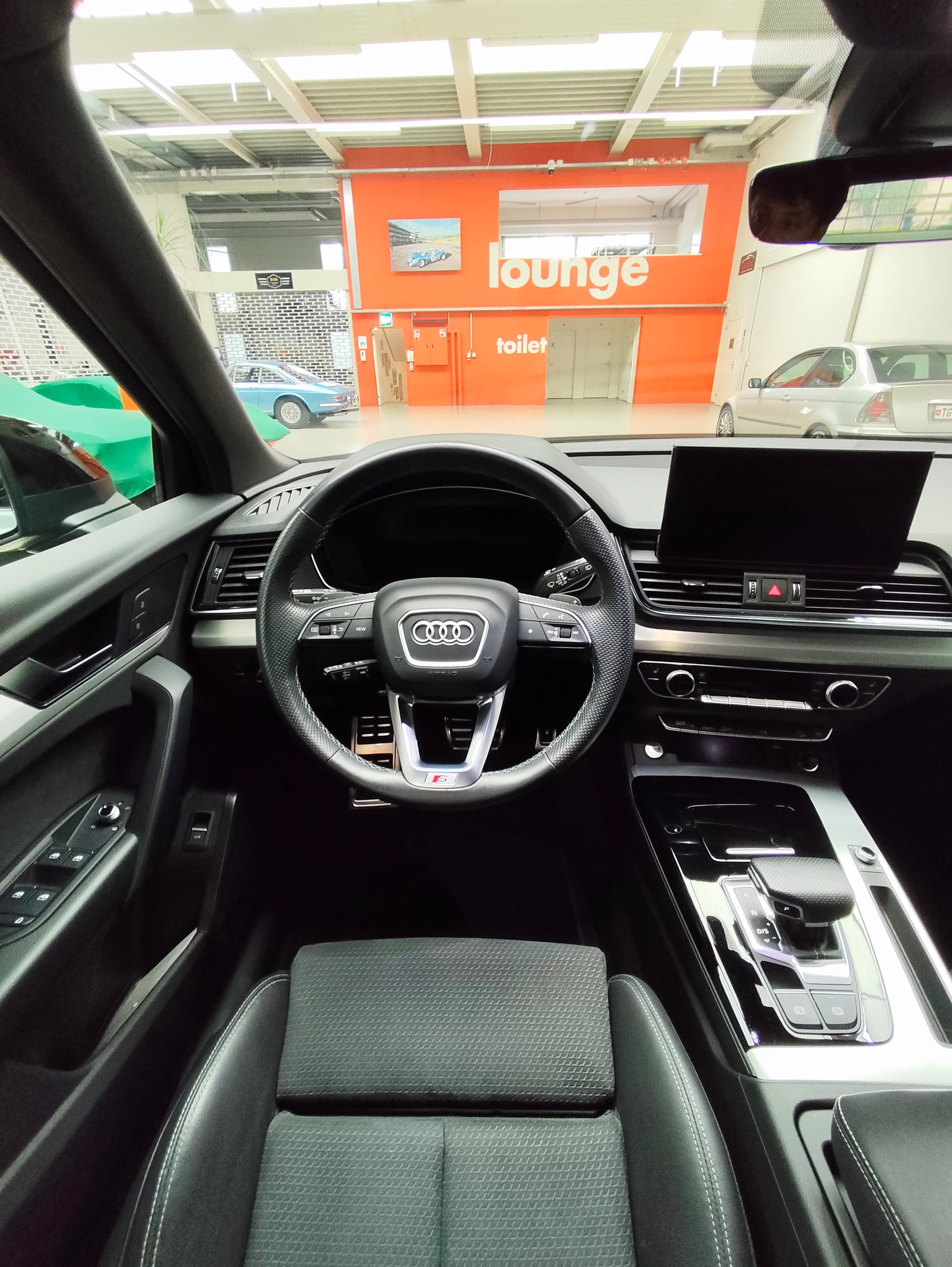 AUDI Q5 Sportback 45 TFSI S line quattro S-tronic-image-1