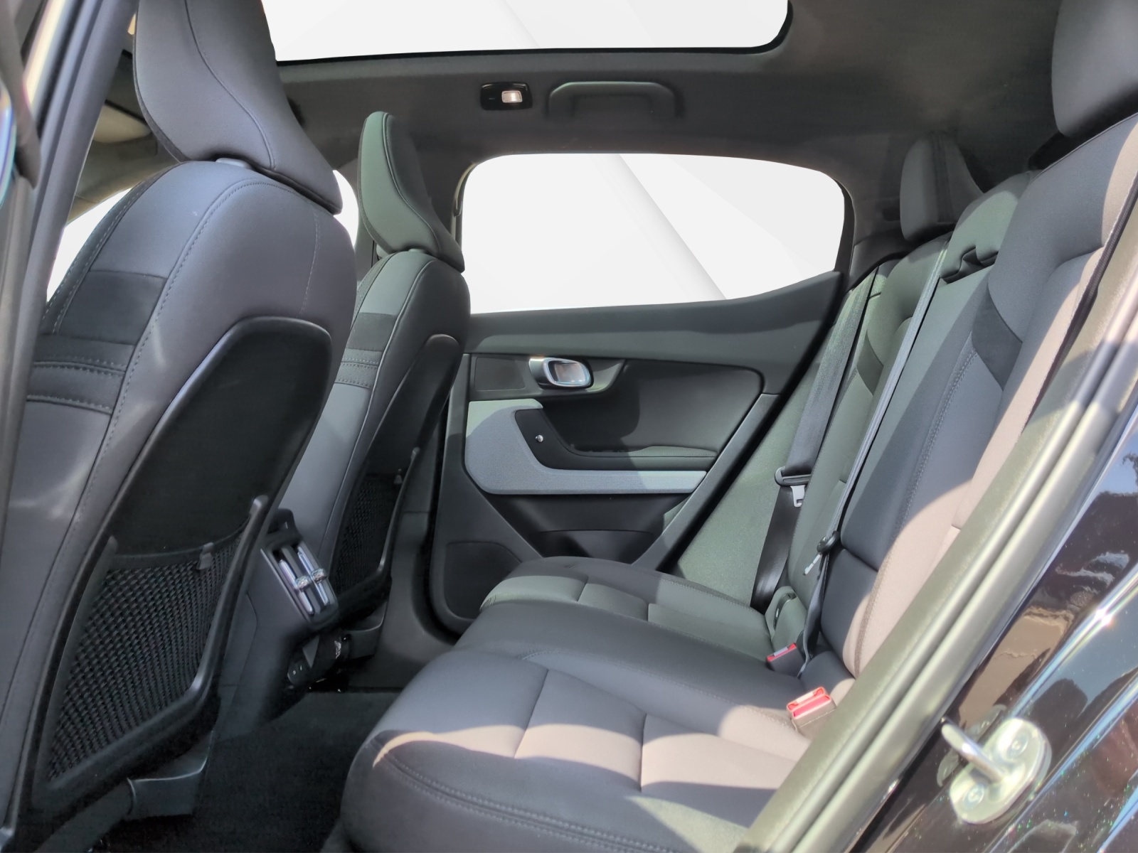 POLESTAR 2 Long Range Dual Motor-image-13