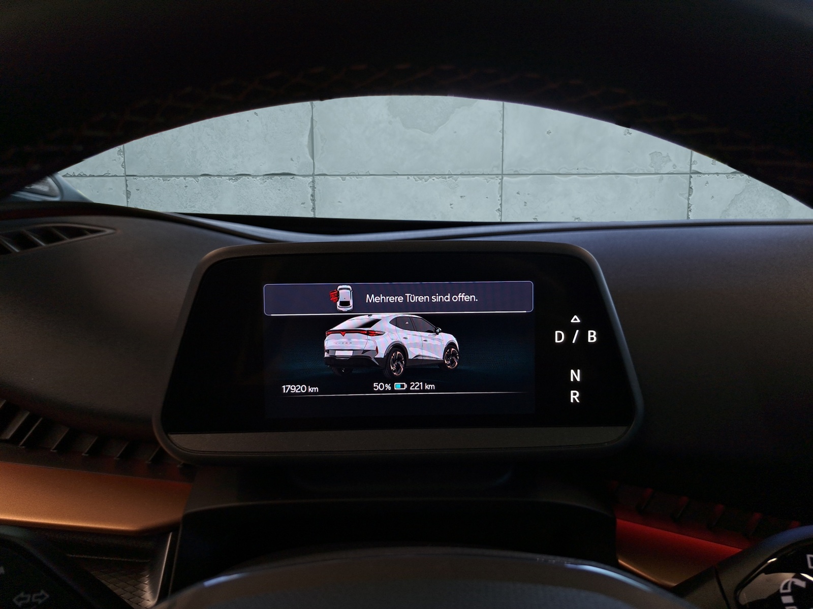 CUPRA Tavascan Type 9 77 kWh Adrenaline-image-11
