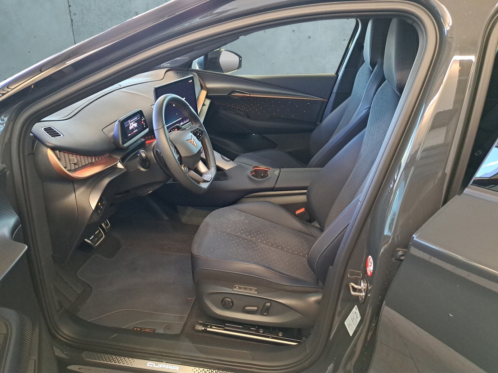 CUPRA Tavascan Type 9 77 kWh Adrenaline-image-9