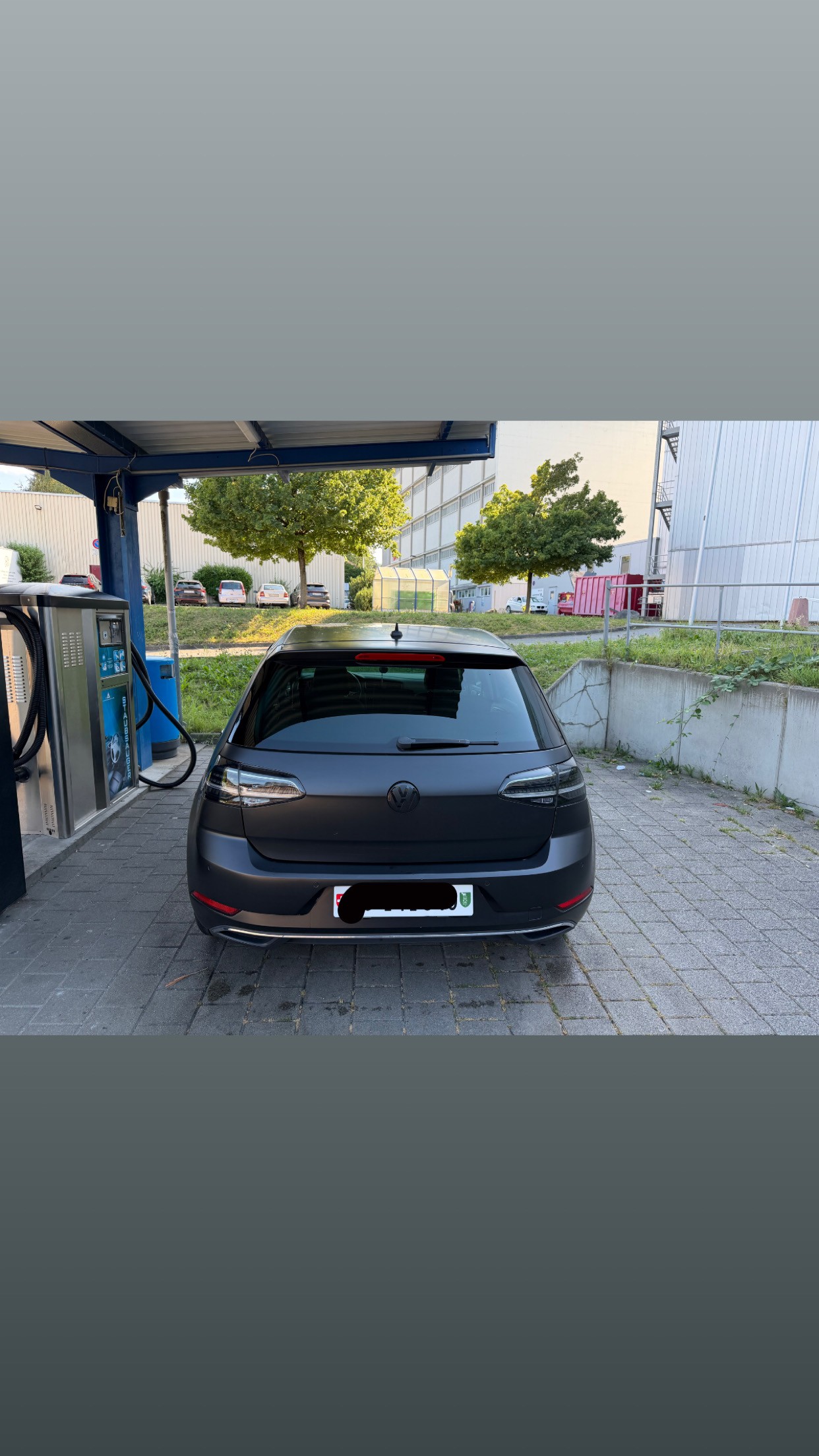 VW 2.0 TDI Highline 4m-image-0