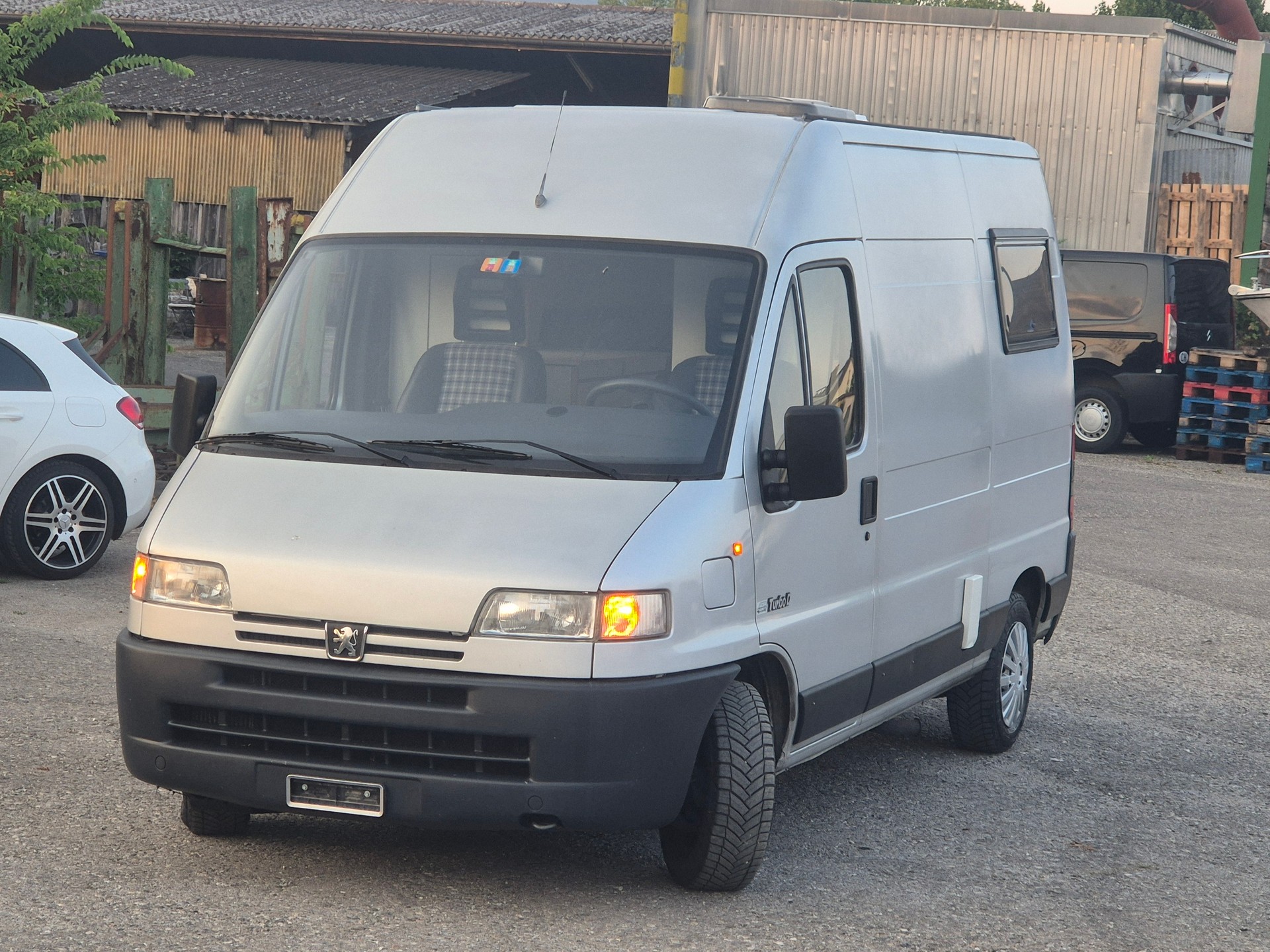 PEUGEOT Boxer Kaiser Sehr gepflegt Ab MFK Top Zustand-image-1