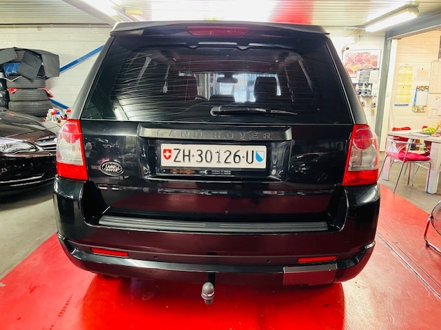 LAND ROVER Freelander 2.2 TD4 S Automatic-image-7