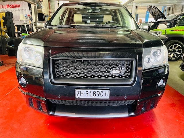 LAND ROVER Freelander 2.2 TD4 S Automatic-image-2