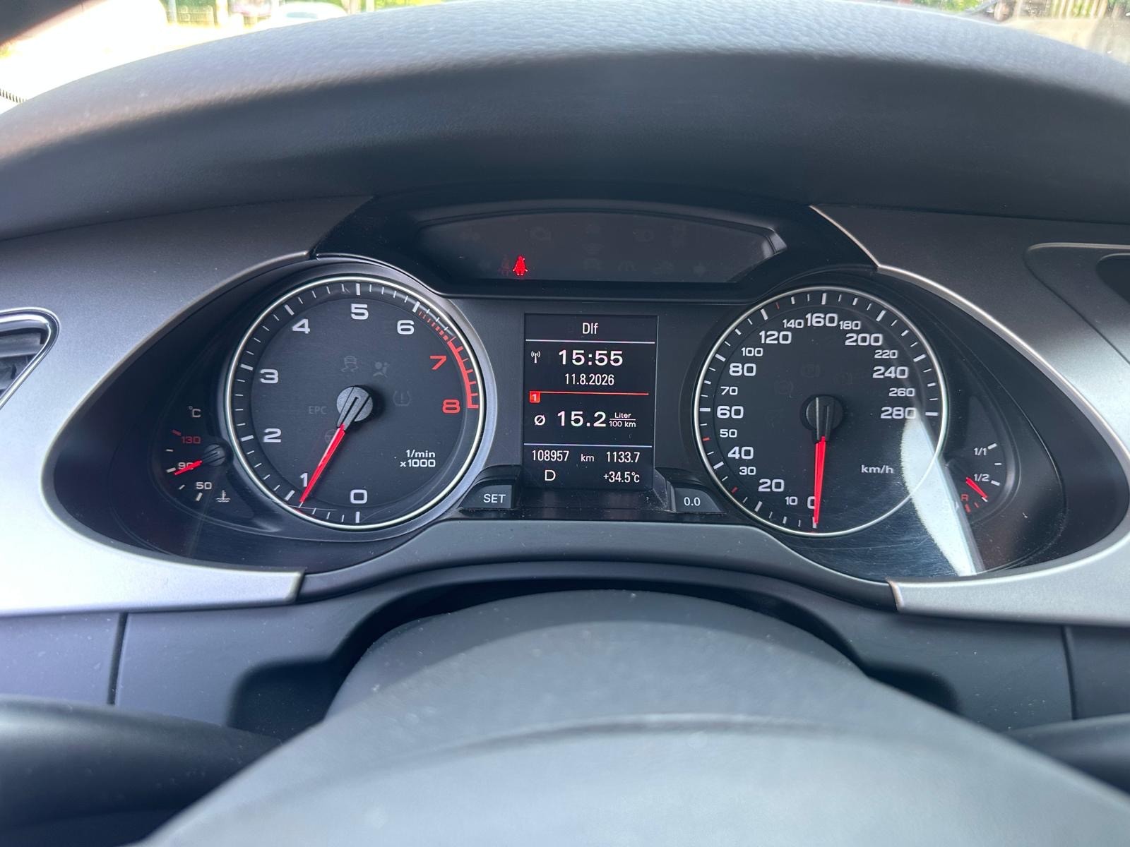 AUDI A4 Avant 1.8 TFSI multitronic-image-12