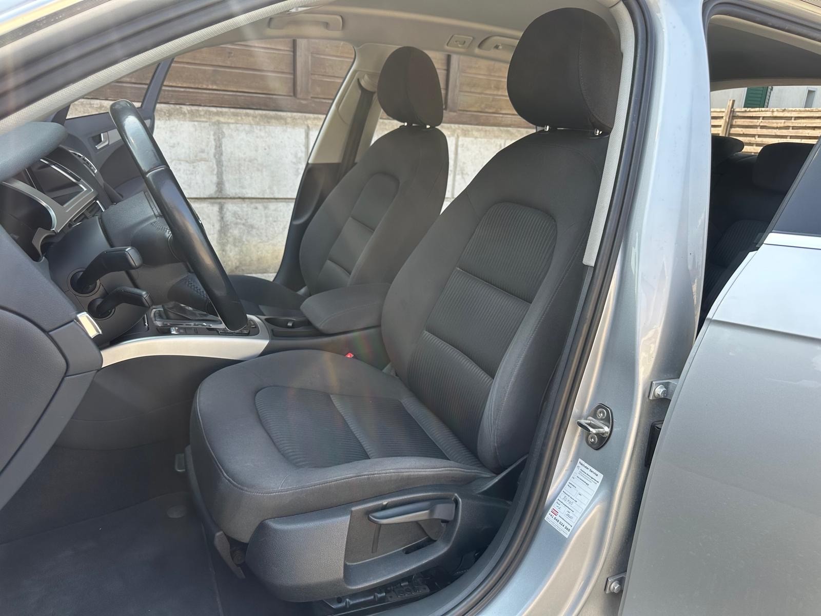 AUDI A4 Avant 1.8 TFSI multitronic-image-9