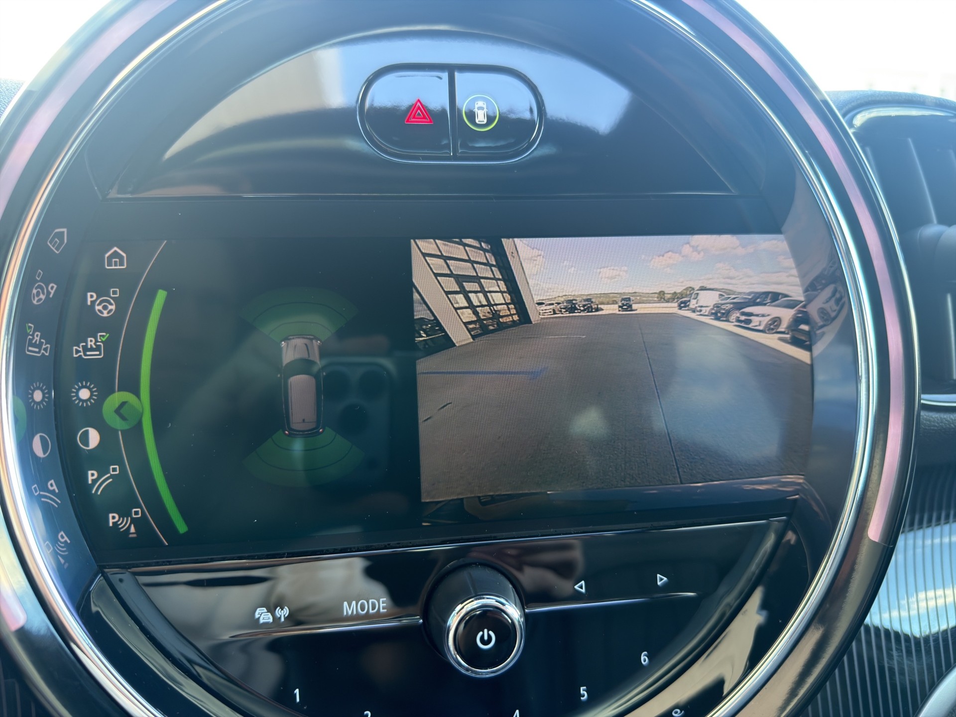 MINI Countryman CooperSE ALL4-image-21