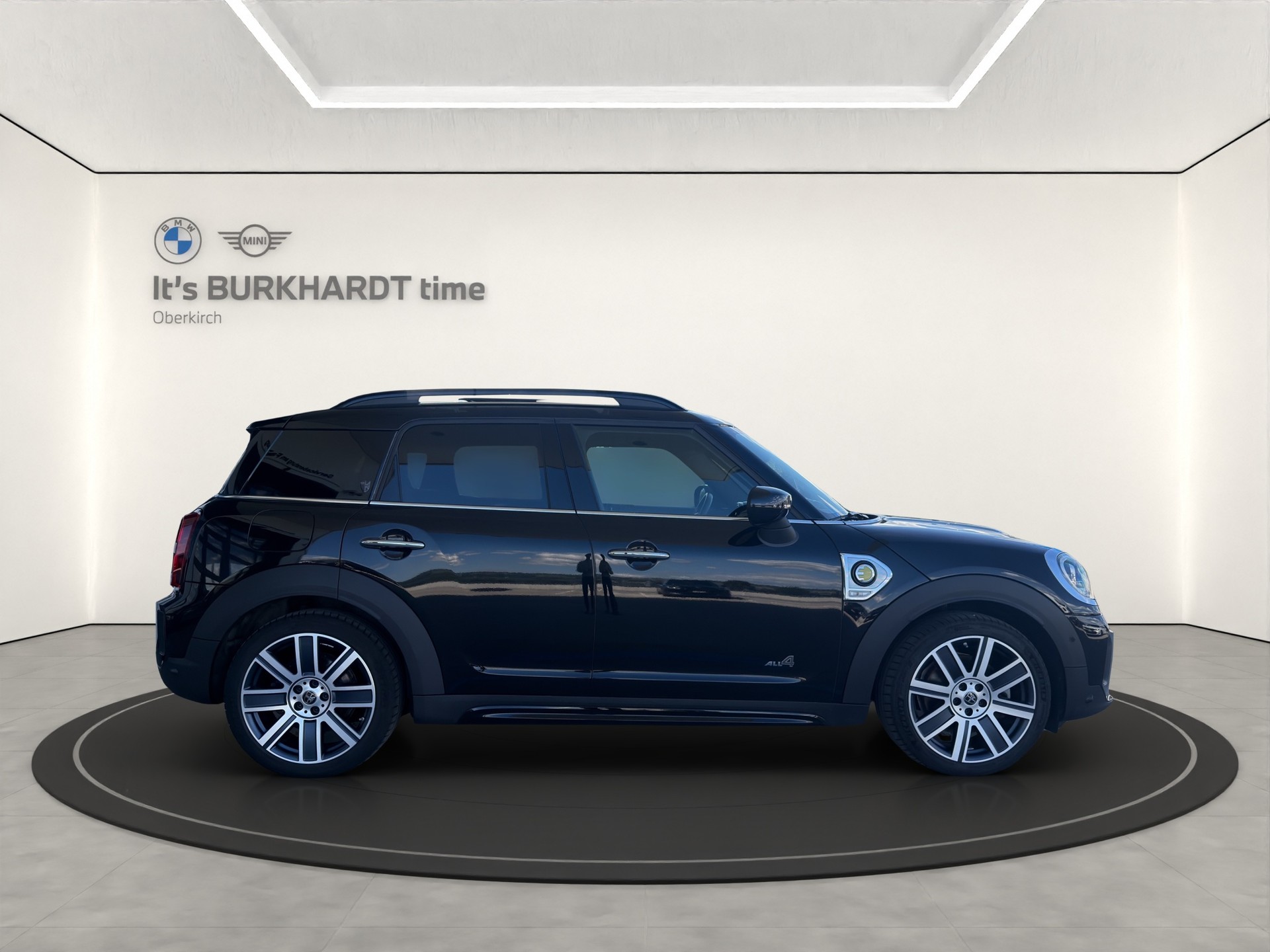 MINI Countryman CooperSE ALL4-image-5