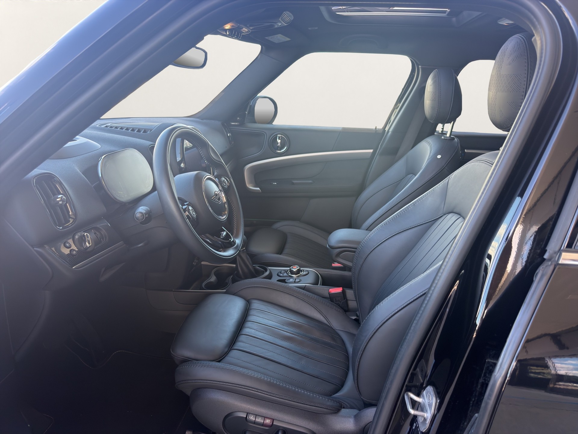 MINI Countryman CooperSE ALL4-image-9