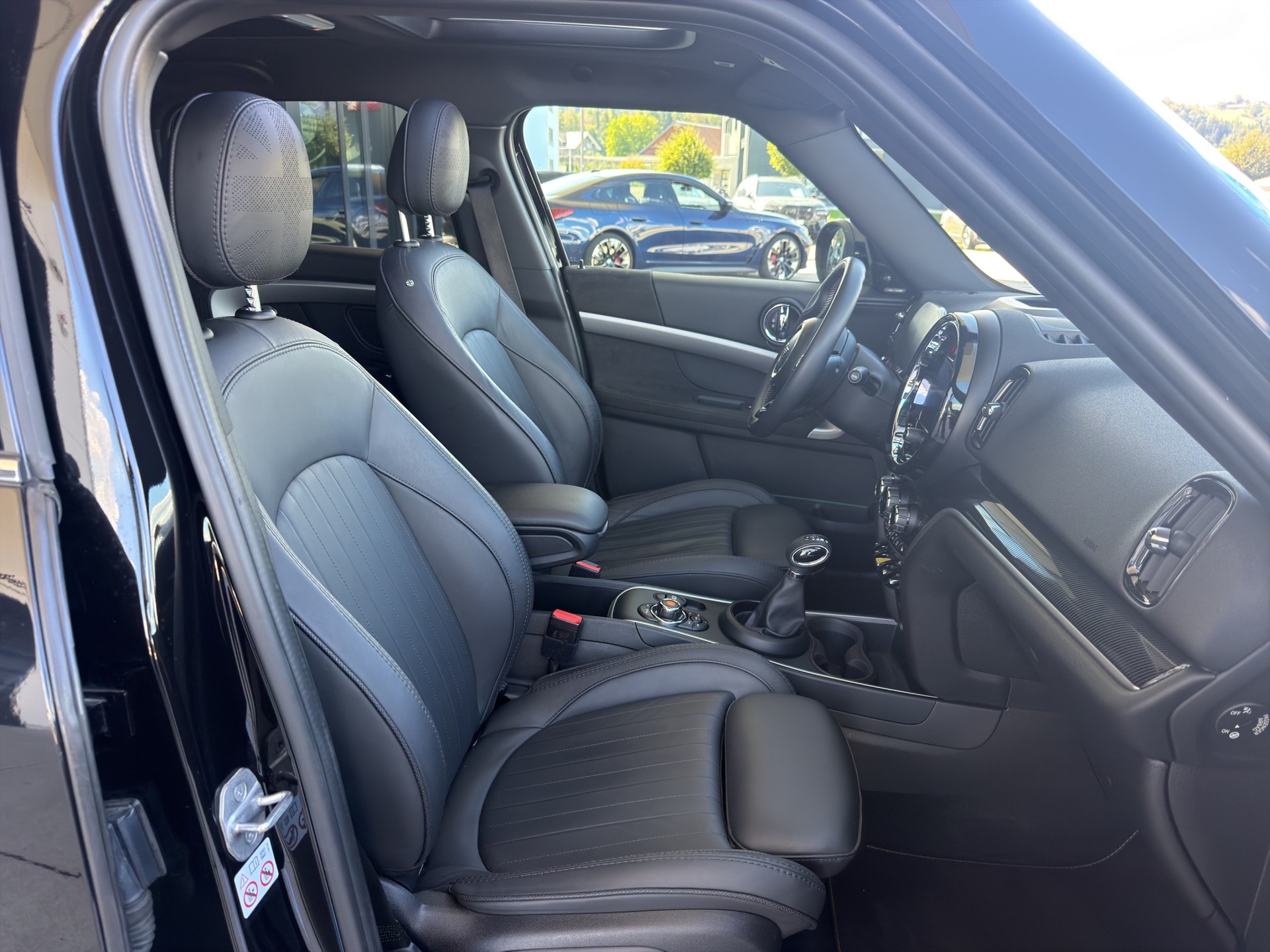 MINI Countryman CooperSE ALL4-image-17
