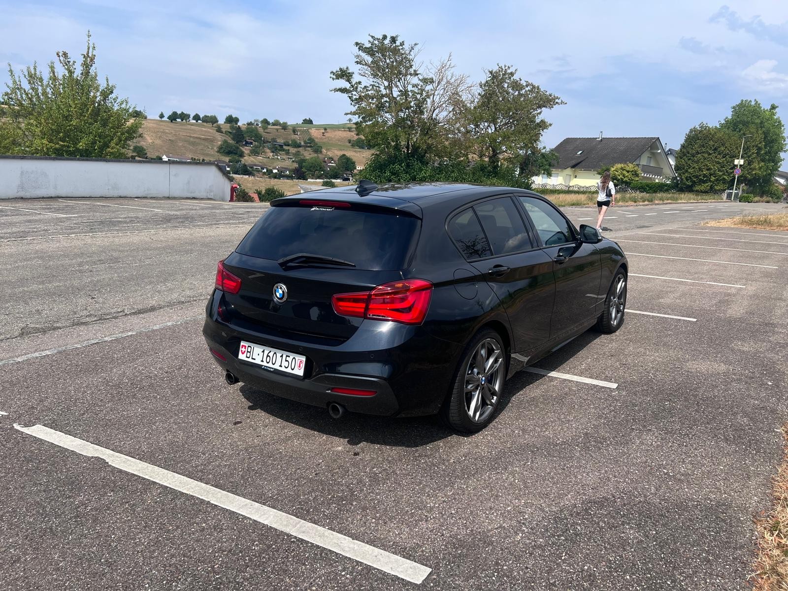 BMW M135i xDrive-image-3