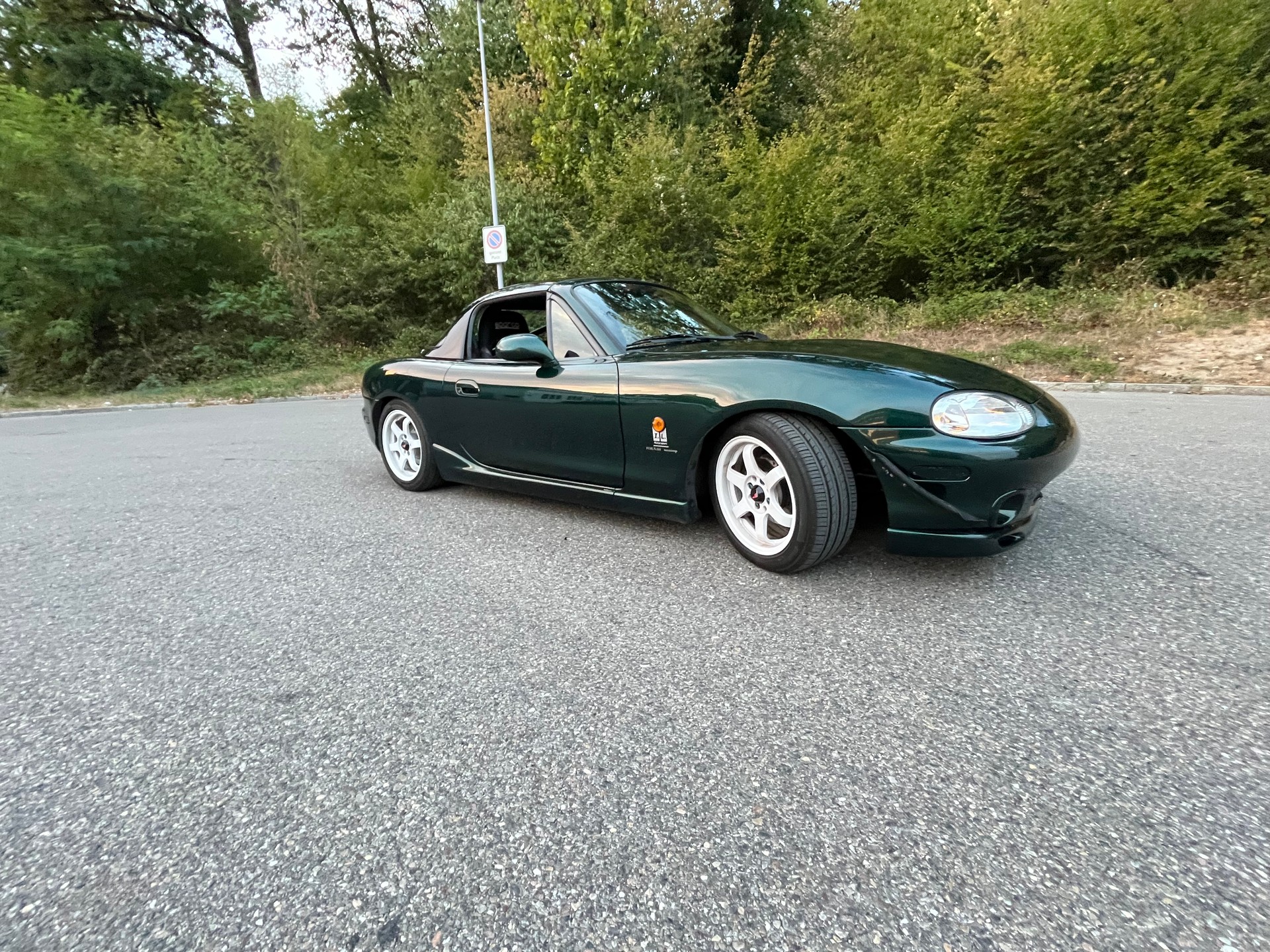 MAZDA 1.6i-16V SE Youngster-image-2