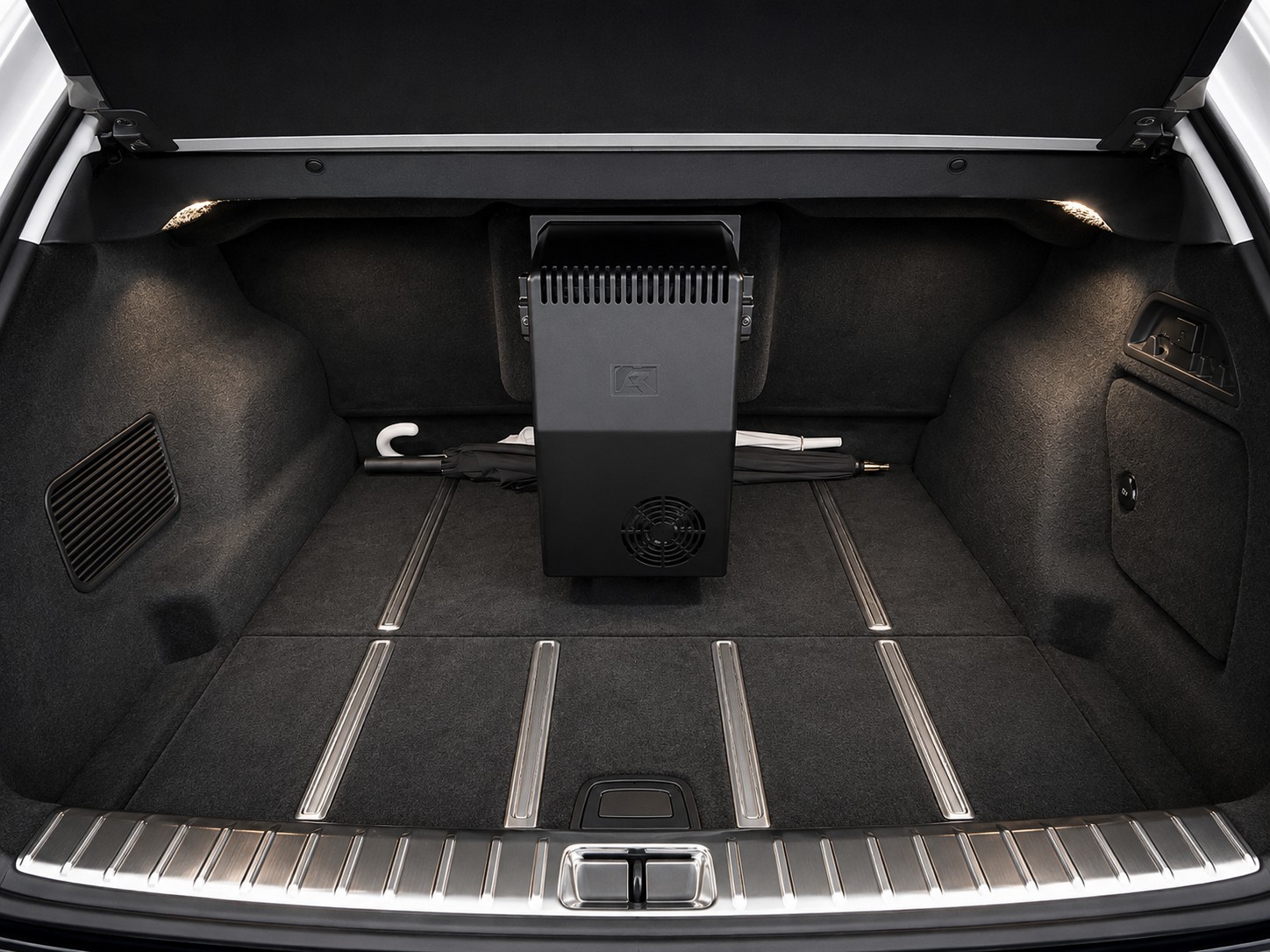 MERCEDES-BENZ GLS Maybach 600 9G-Tronic (CH-Fahrzeug)-image-8