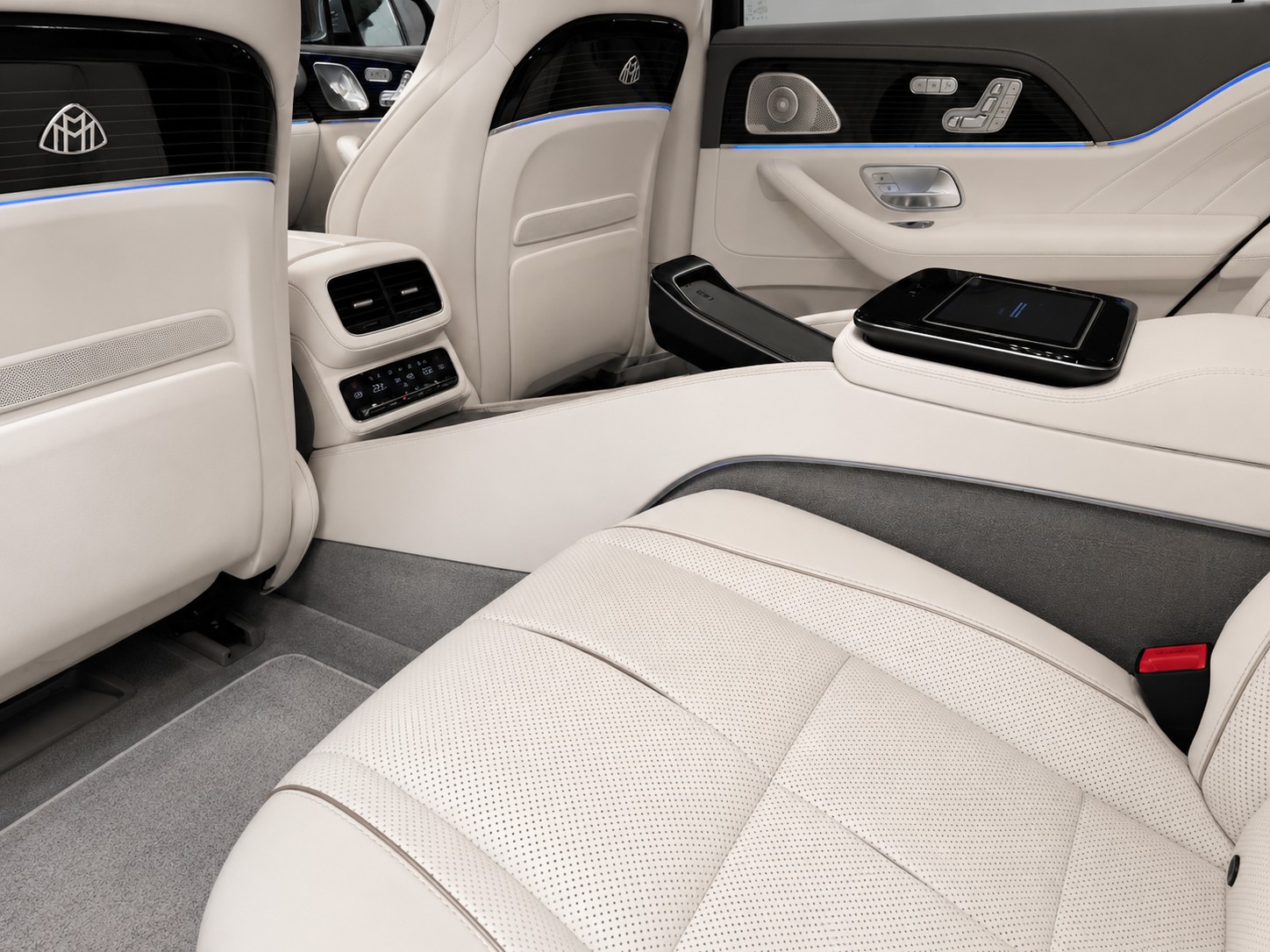 MERCEDES-BENZ GLS Maybach 600 9G-Tronic (CH-Fahrzeug)-image-14