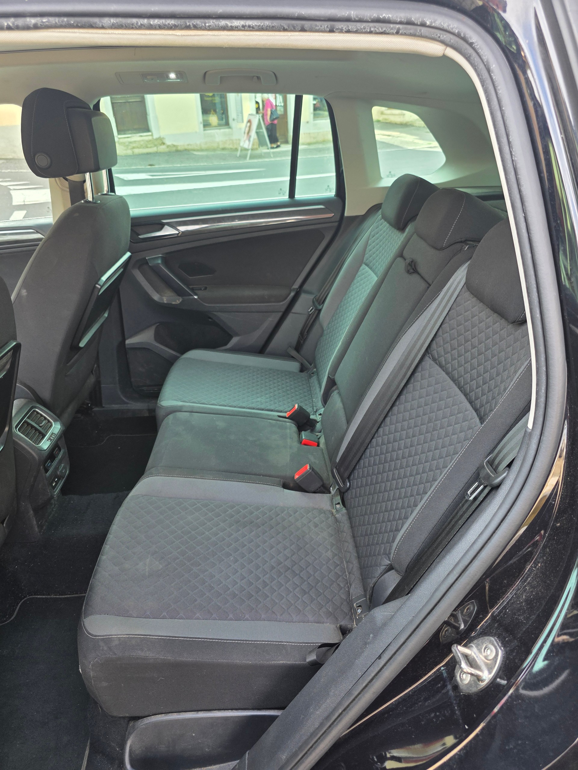 VW Tiguan 2.0TSI Highline 4Motion DSG-image-12