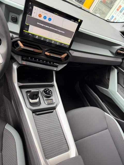 DACIA Bigster TCe Hybrid 150 48V Extreme 4x4-image-15