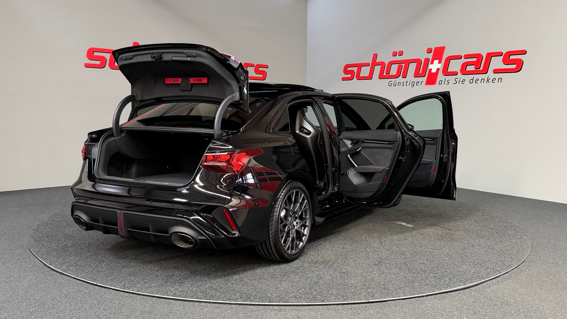 AUDI RS3 Limousine 2.5 TSI quattro S-tronic Schalensitze-image-6