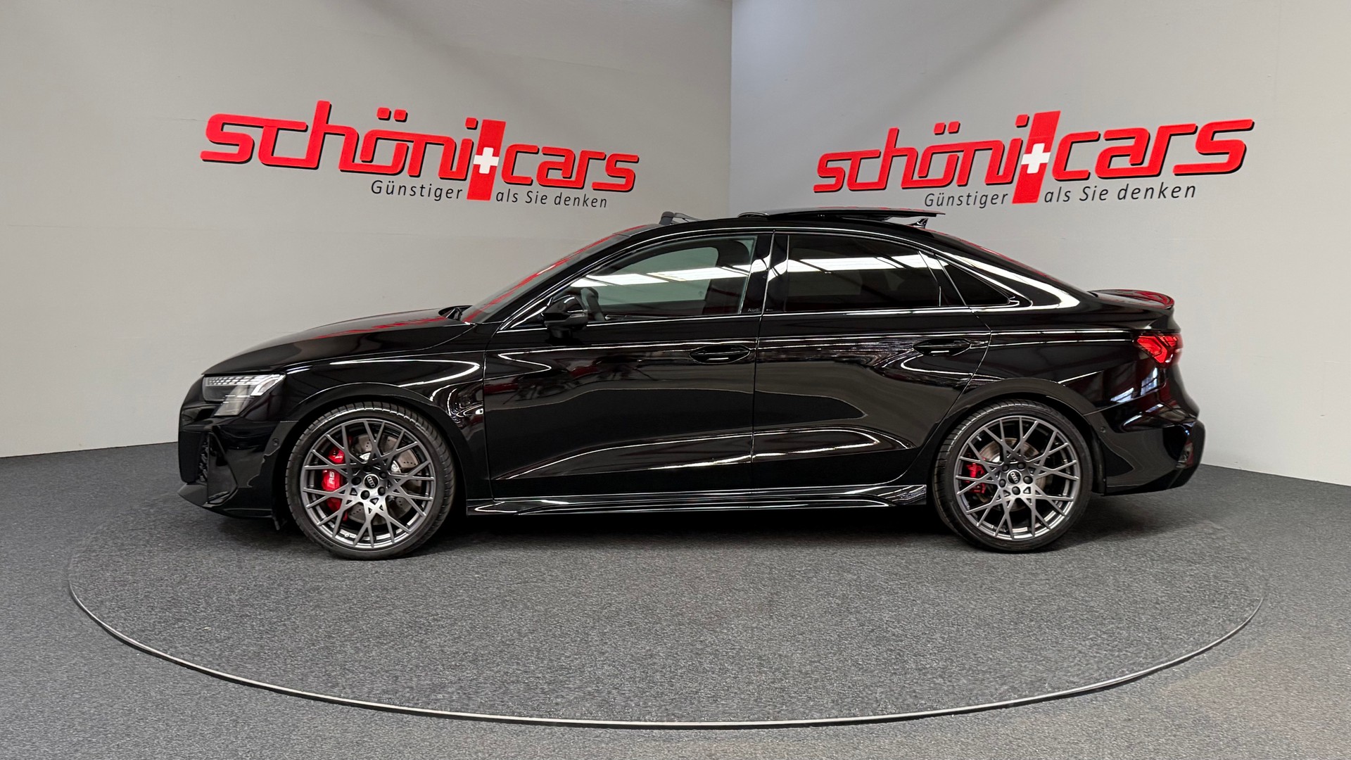AUDI RS3 Limousine 2.5 TSI quattro S-tronic Schalensitze-showroom-element-2
