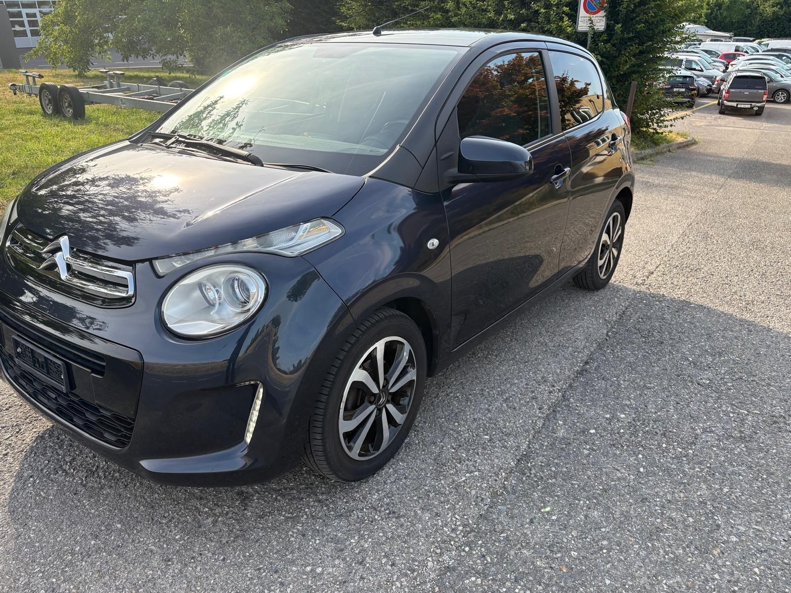 CITROEN C1 1.2 VTi Swiss&Me-image-3