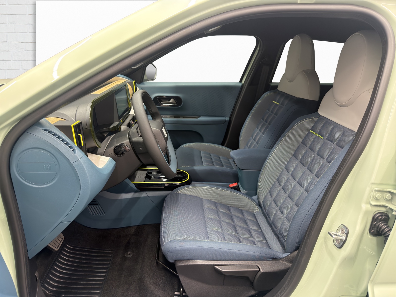 FIAT Grande Panda 1.2 Hybrid La Prima-image-6