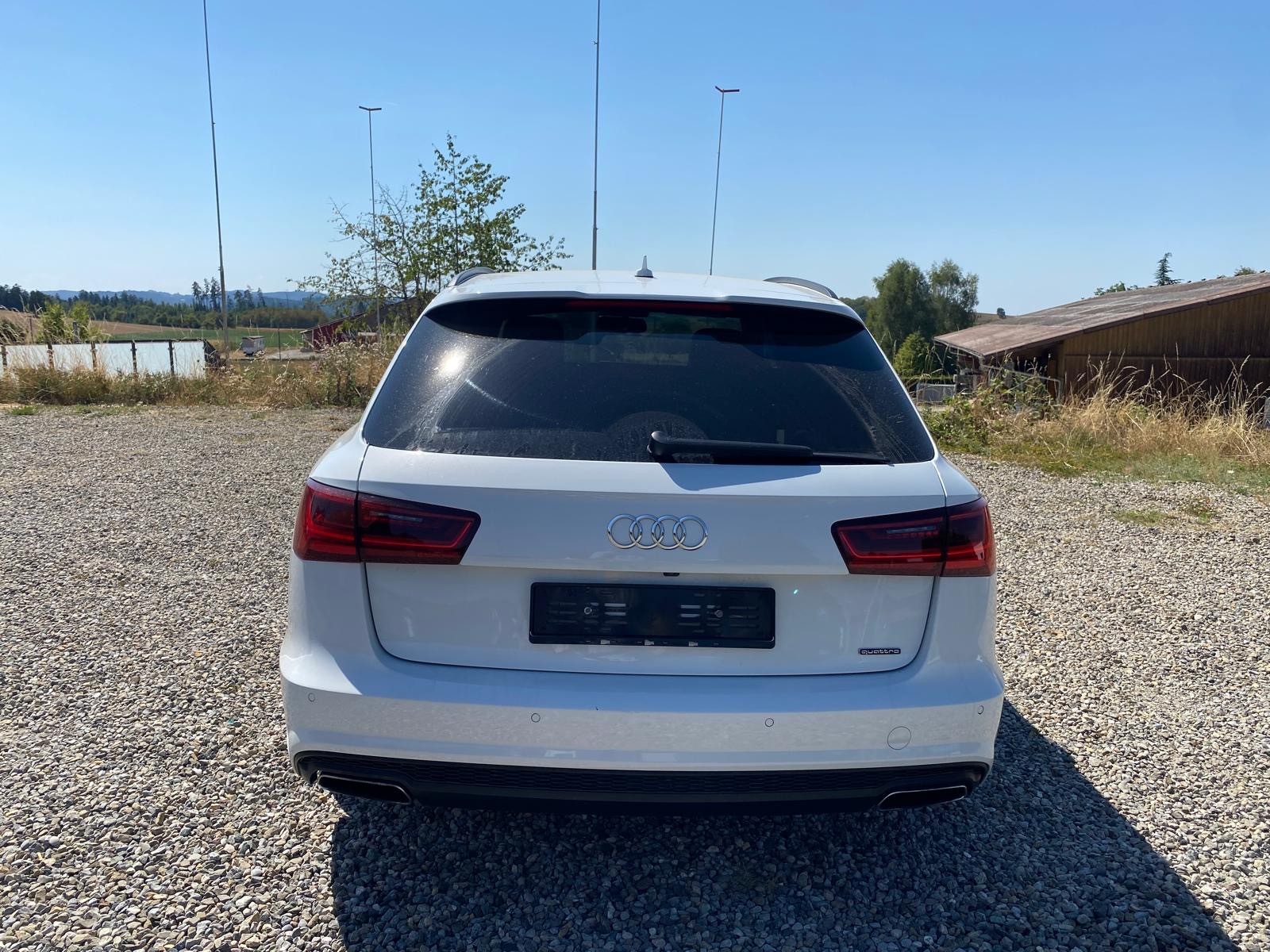 AUDI A6 Avant 2.0 TFSI quattro S-tronic-image-4