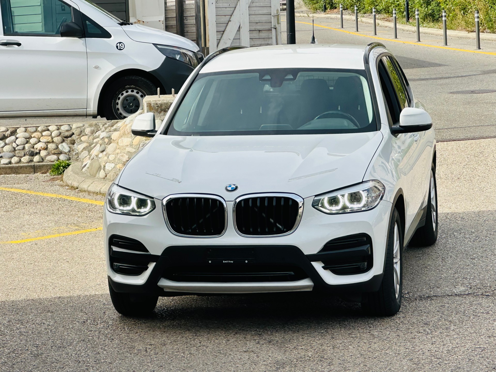 BMW X3 xDrive 30i Individual Steptronic-image-3