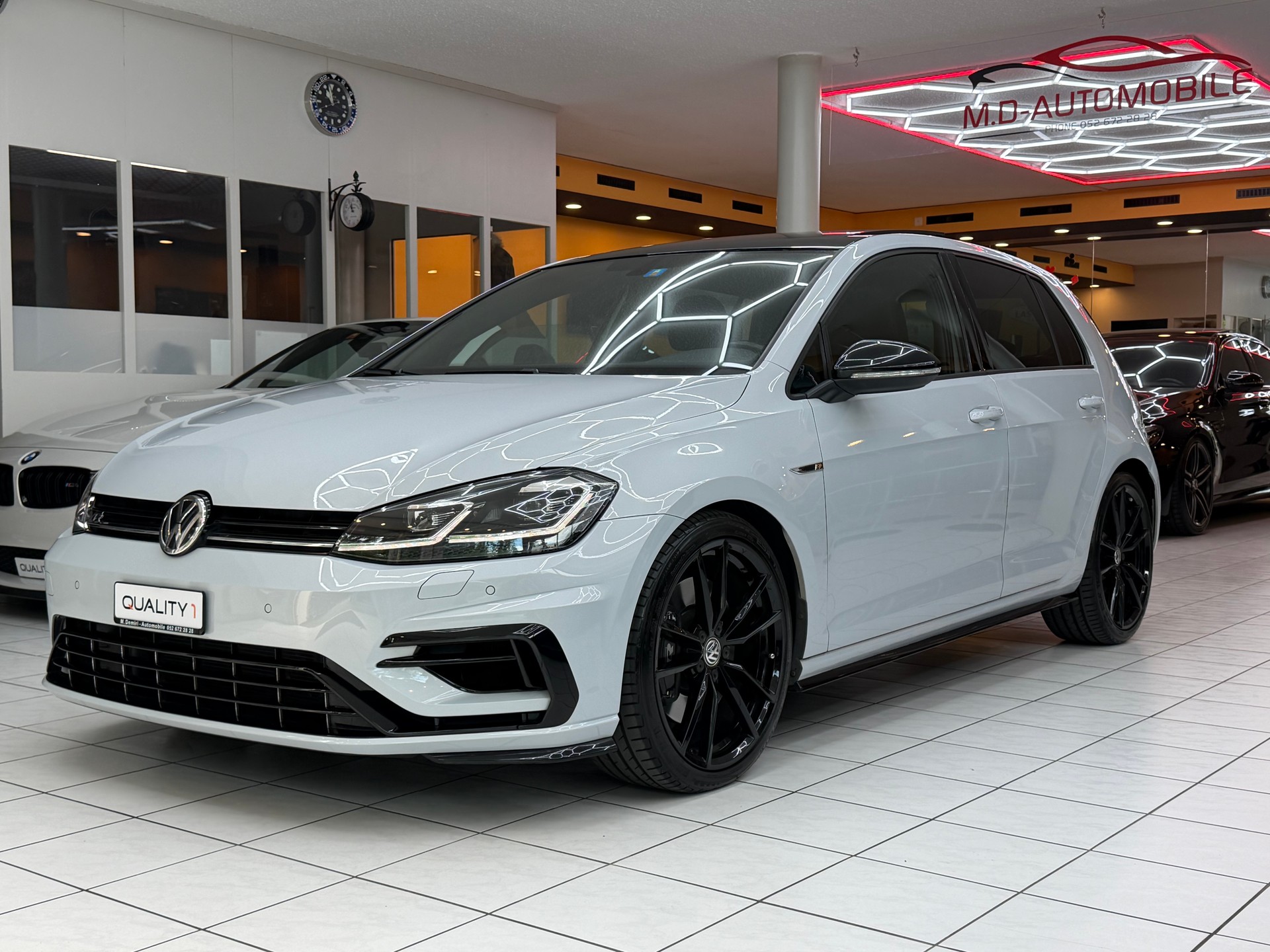 VW Golf VII 2.0 TSI R 310 DSG 4motion-image-4