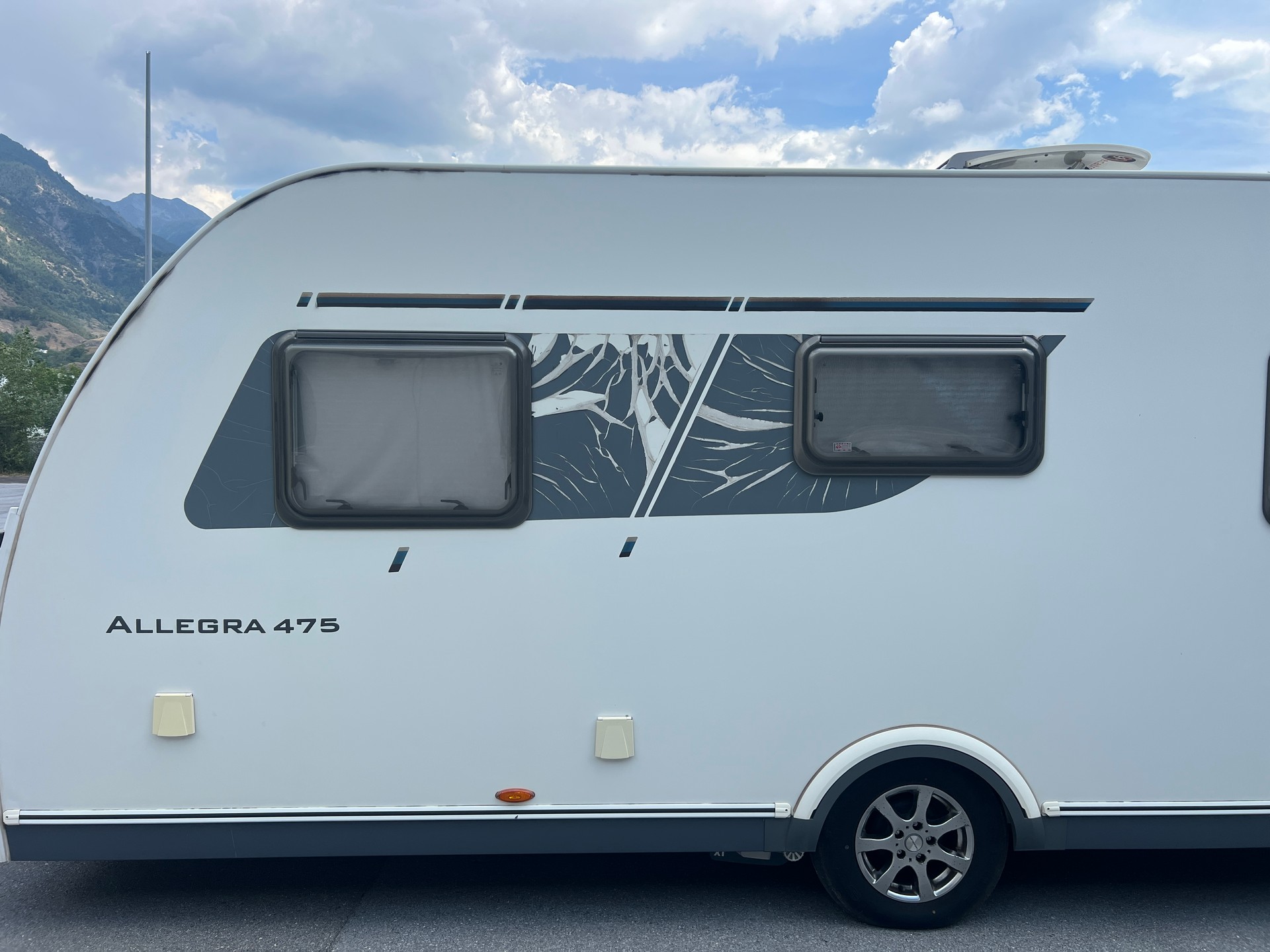 CARAVELAIR Allegra 475-image-1