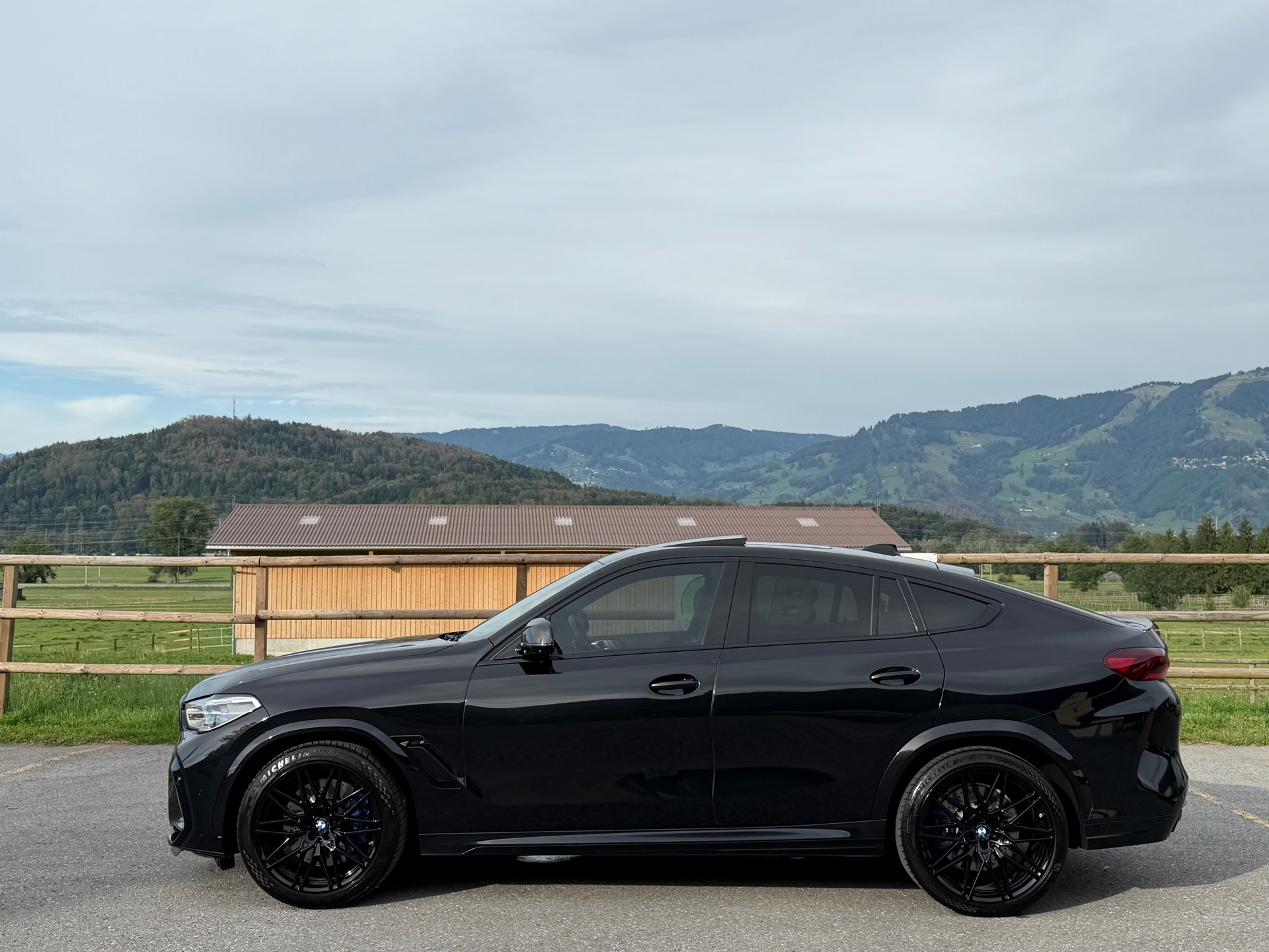 BMW X6 M COMPETITION-image-3