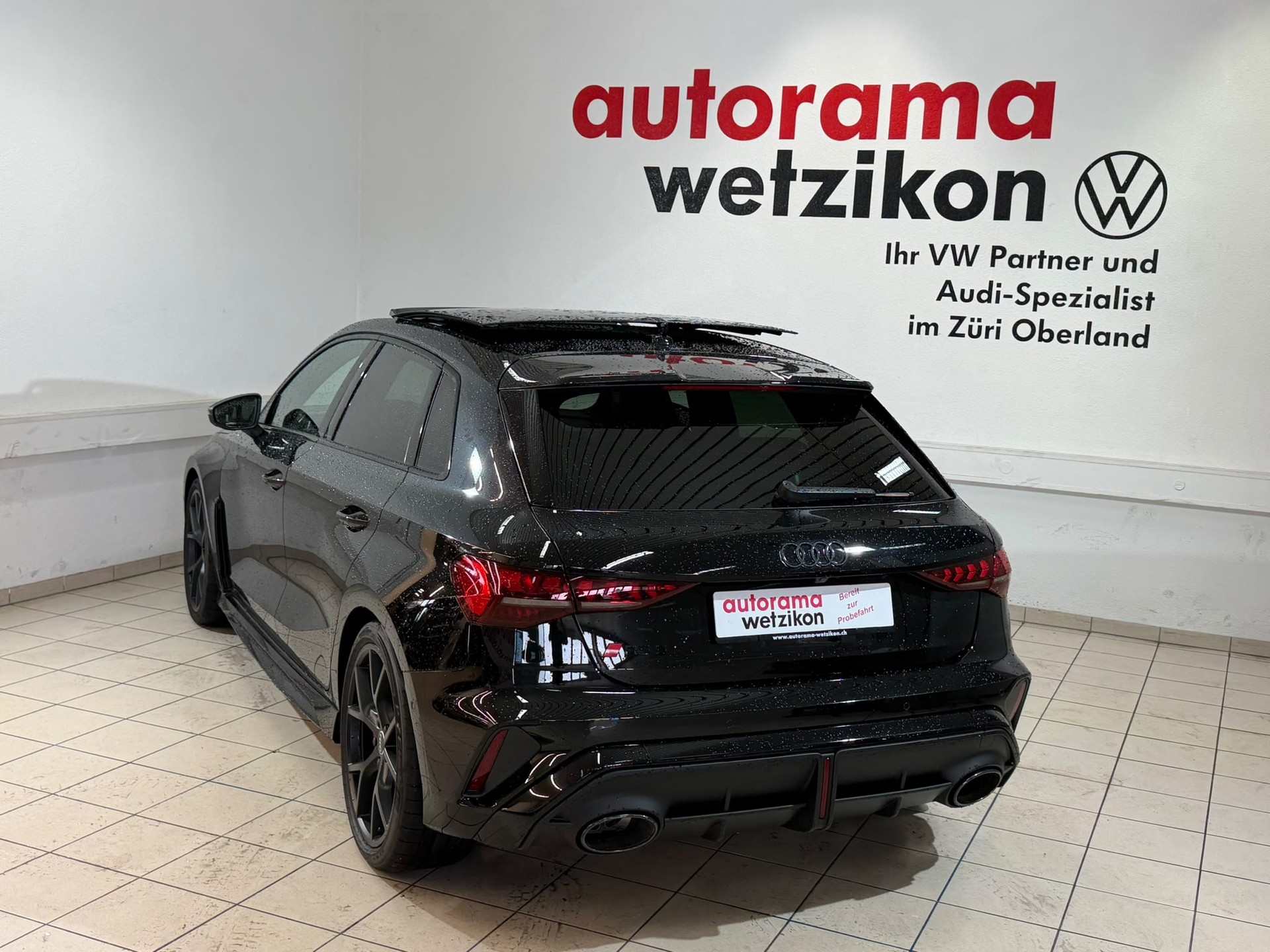 AUDI RS3 Sportback 2.5 TSI quattro S-tronic-showroom-element-3