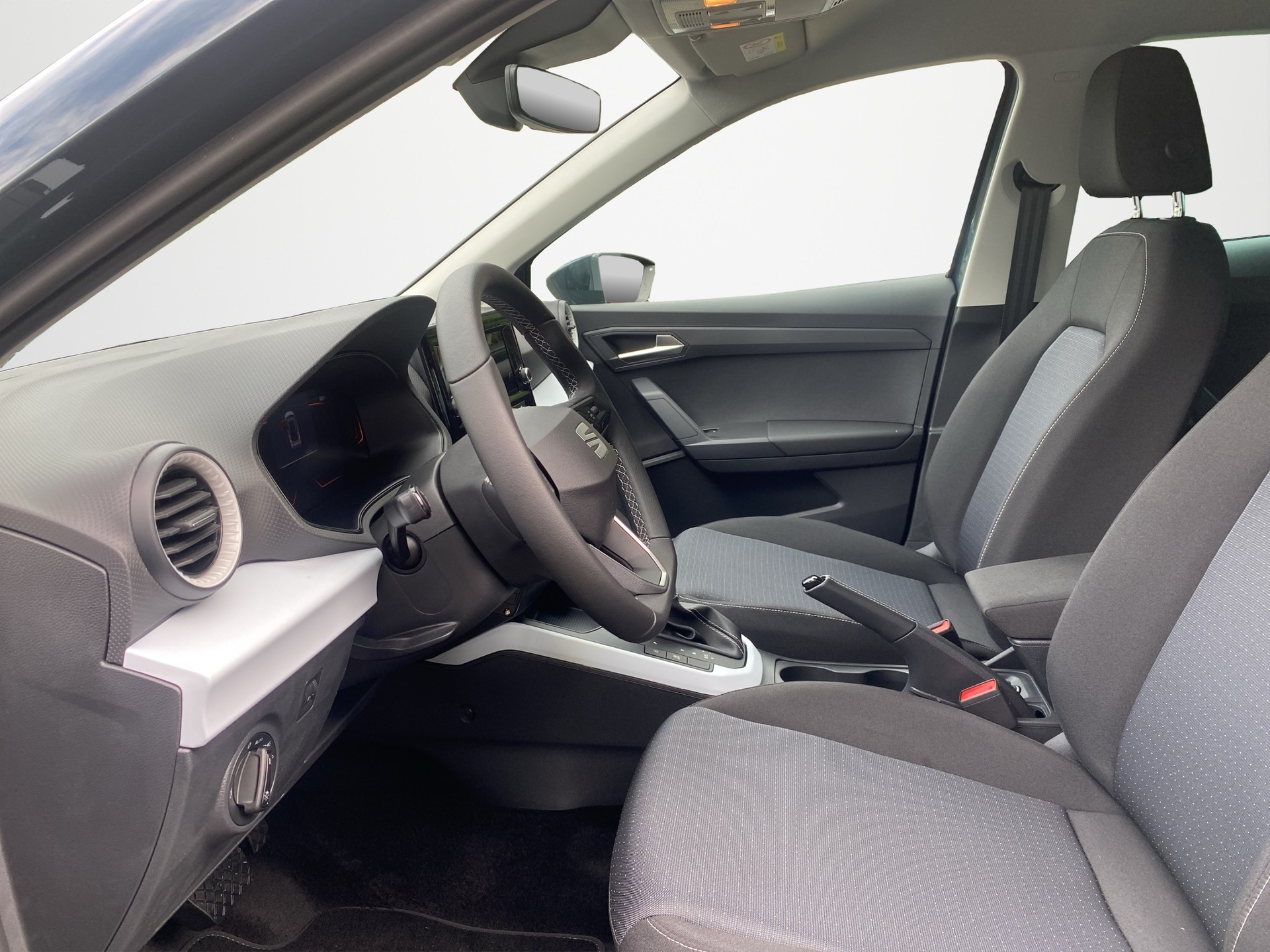 SEAT Arona 1.0 TSI Eco GO DSG-image-8