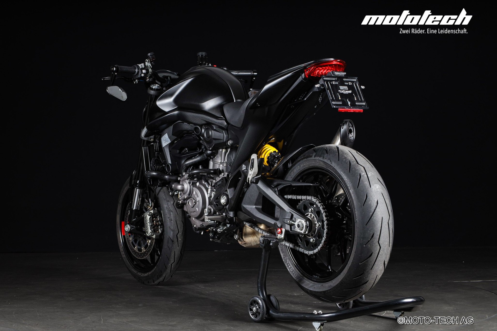 DUCATI Monster 937 (35KW)-showroom-element-3
