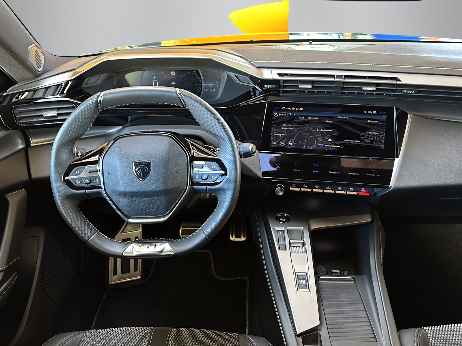 PEUGEOT 308 SW 1.2 Hybrid GT-image-4