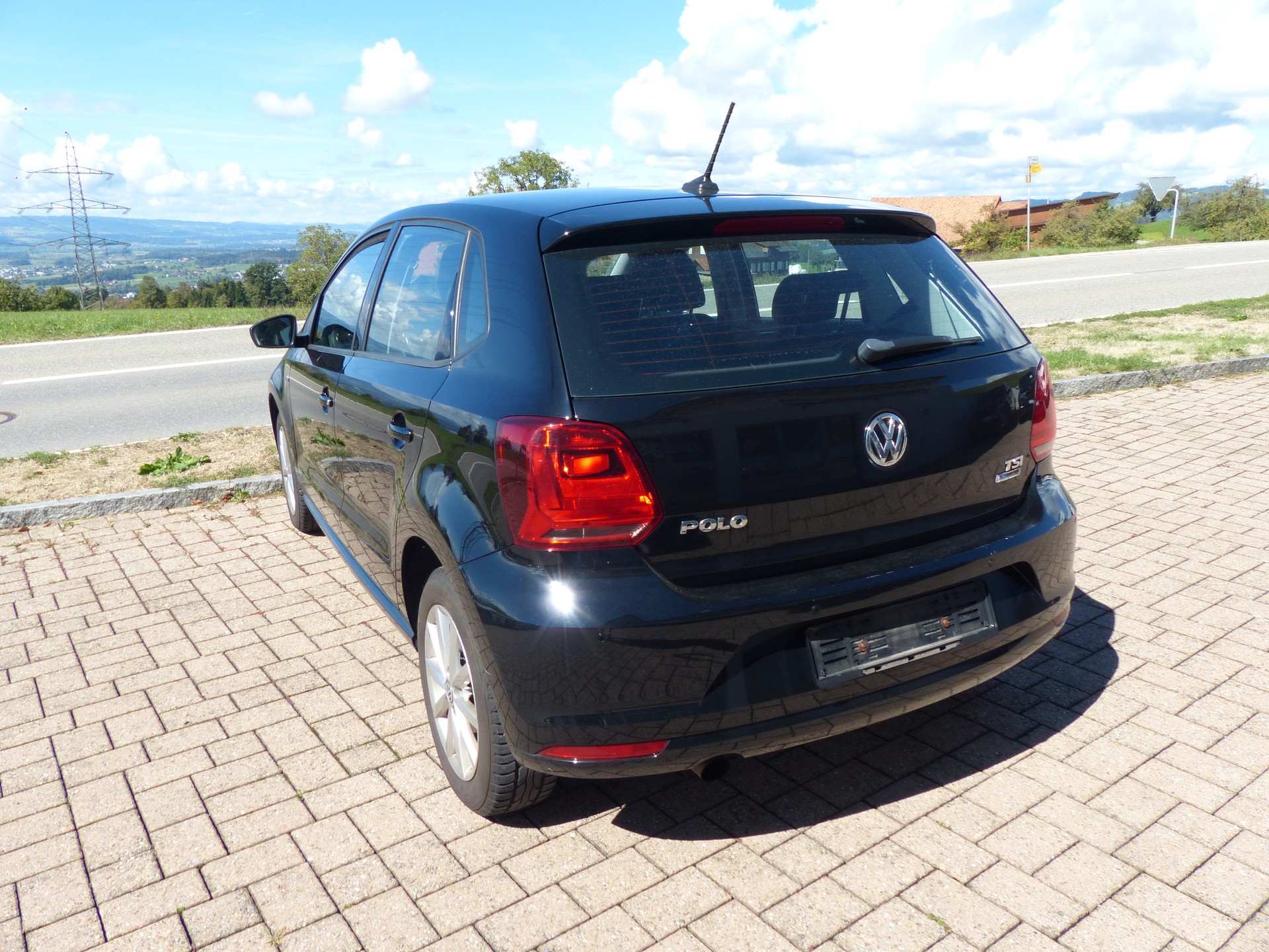 VW Polo 1.2 TSI BMT Lounge-image-6