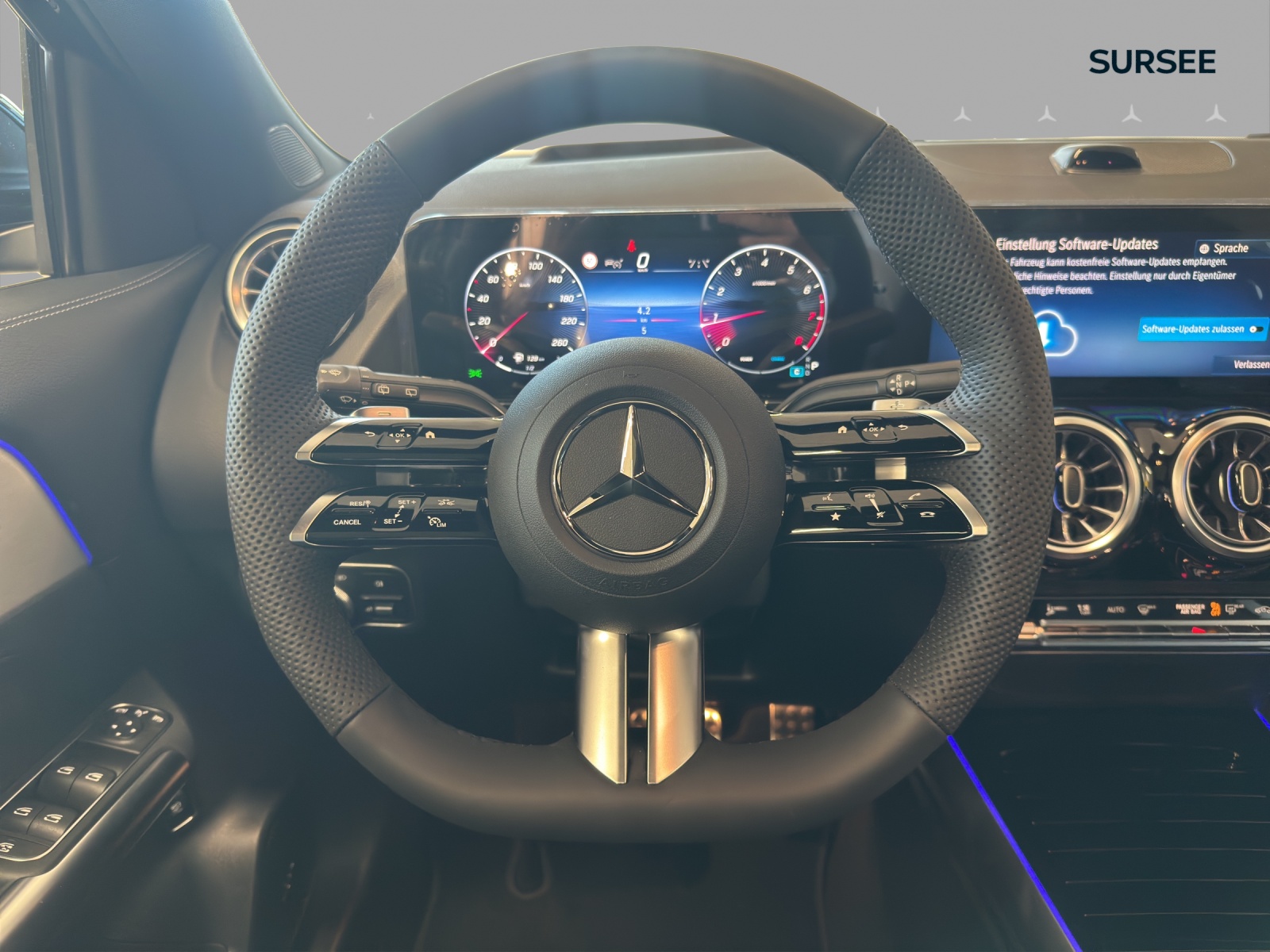 MERCEDES-BENZ GLA 250 4Matic 8G-DCT Swiss Star-image-9