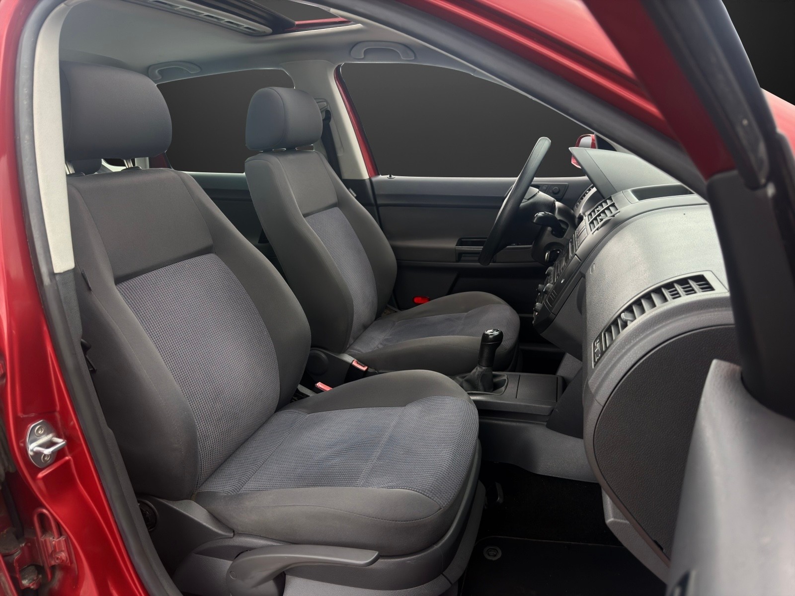 VW Polo 1.6 16V Comfortline-image-8