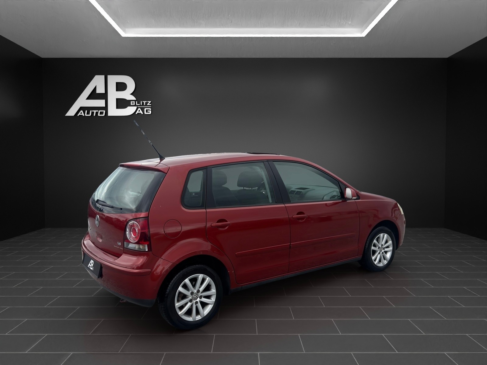VW Polo 1.6 16V Comfortline-image-4