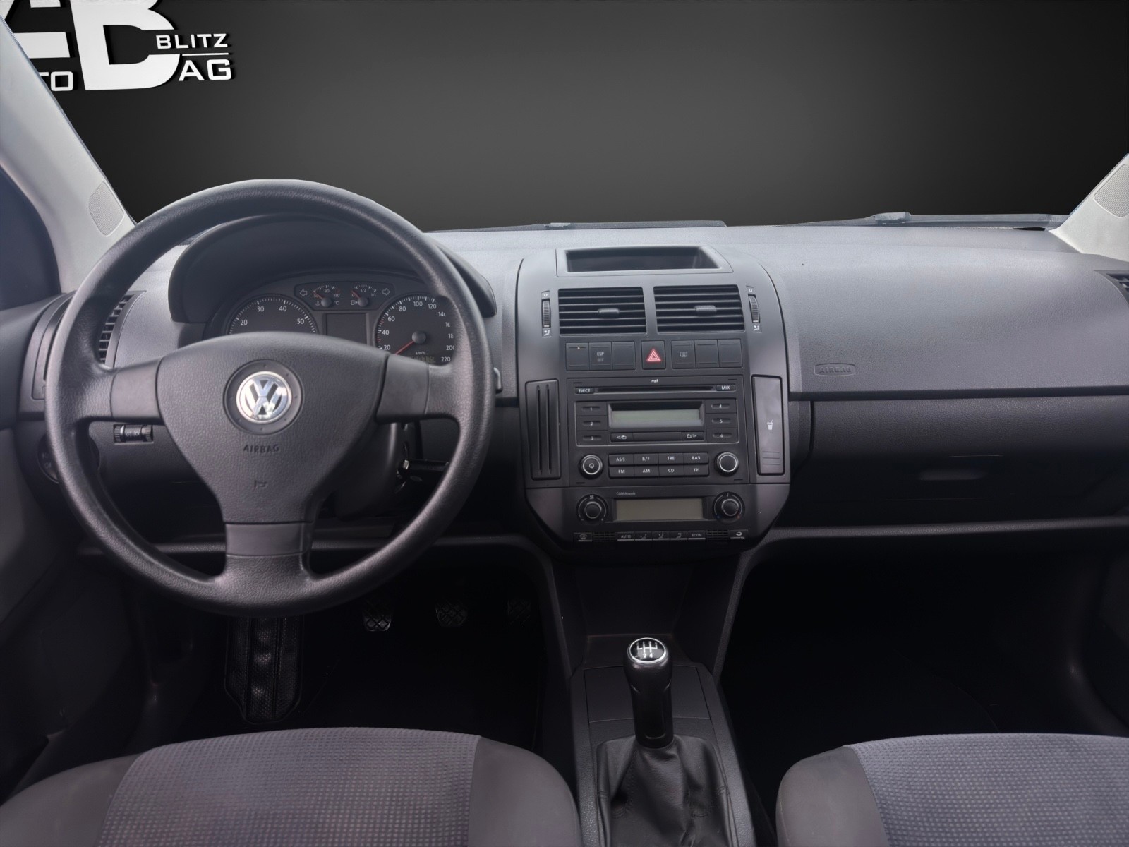 VW Polo 1.6 16V Comfortline-image-10