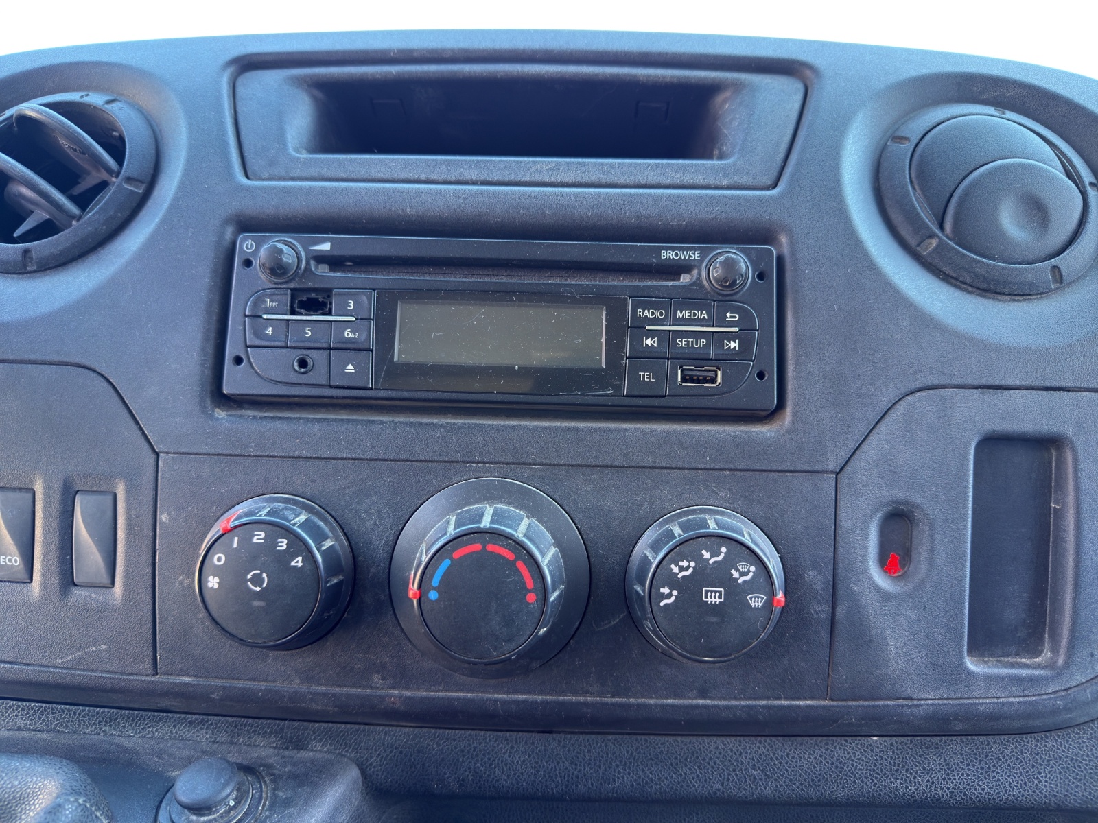 RENAULT Master T35 dCi130 L3-image-14