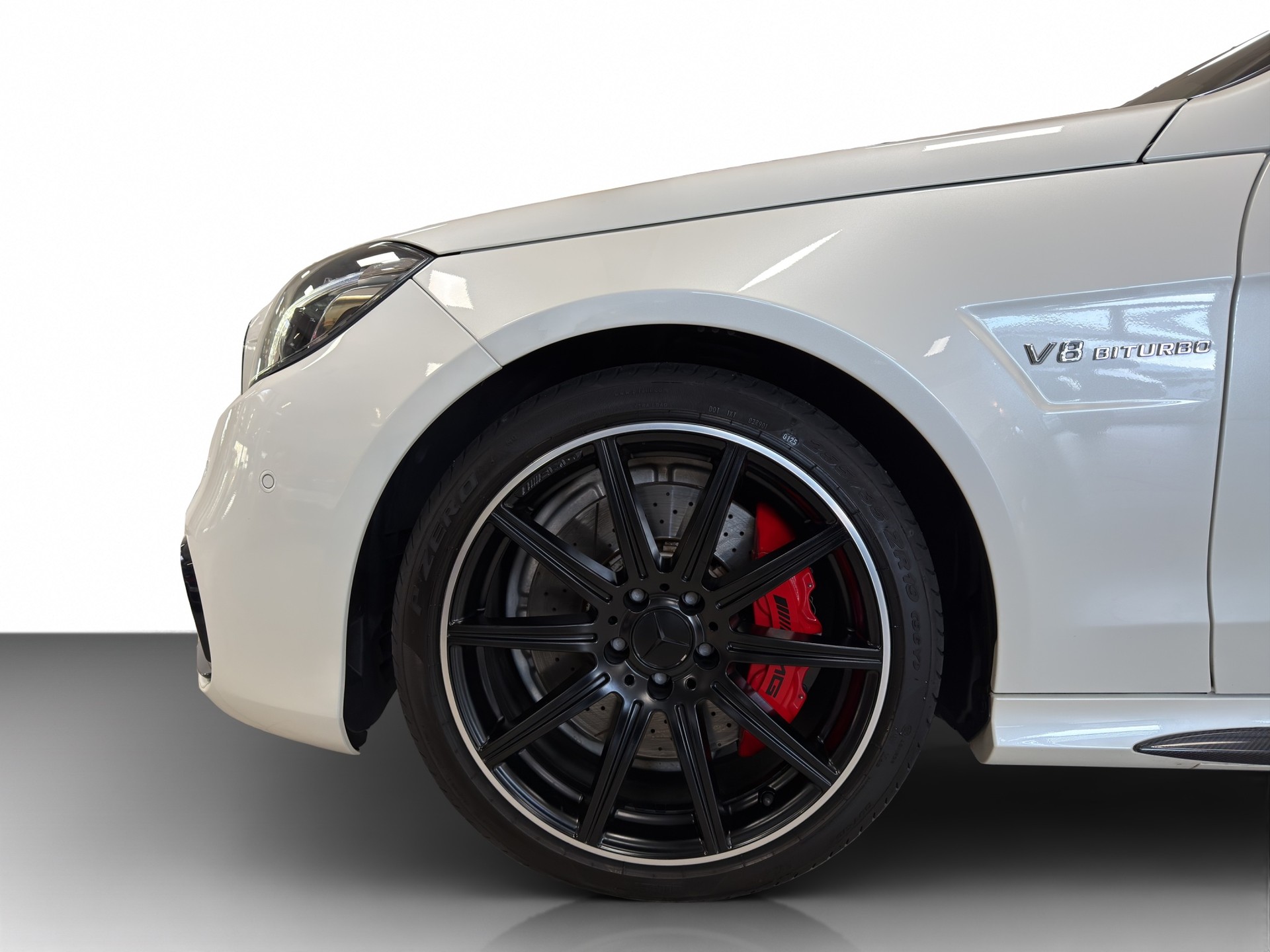 MERCEDES-BENZ E 63 AMG S 4Matic Speedshift-image-1