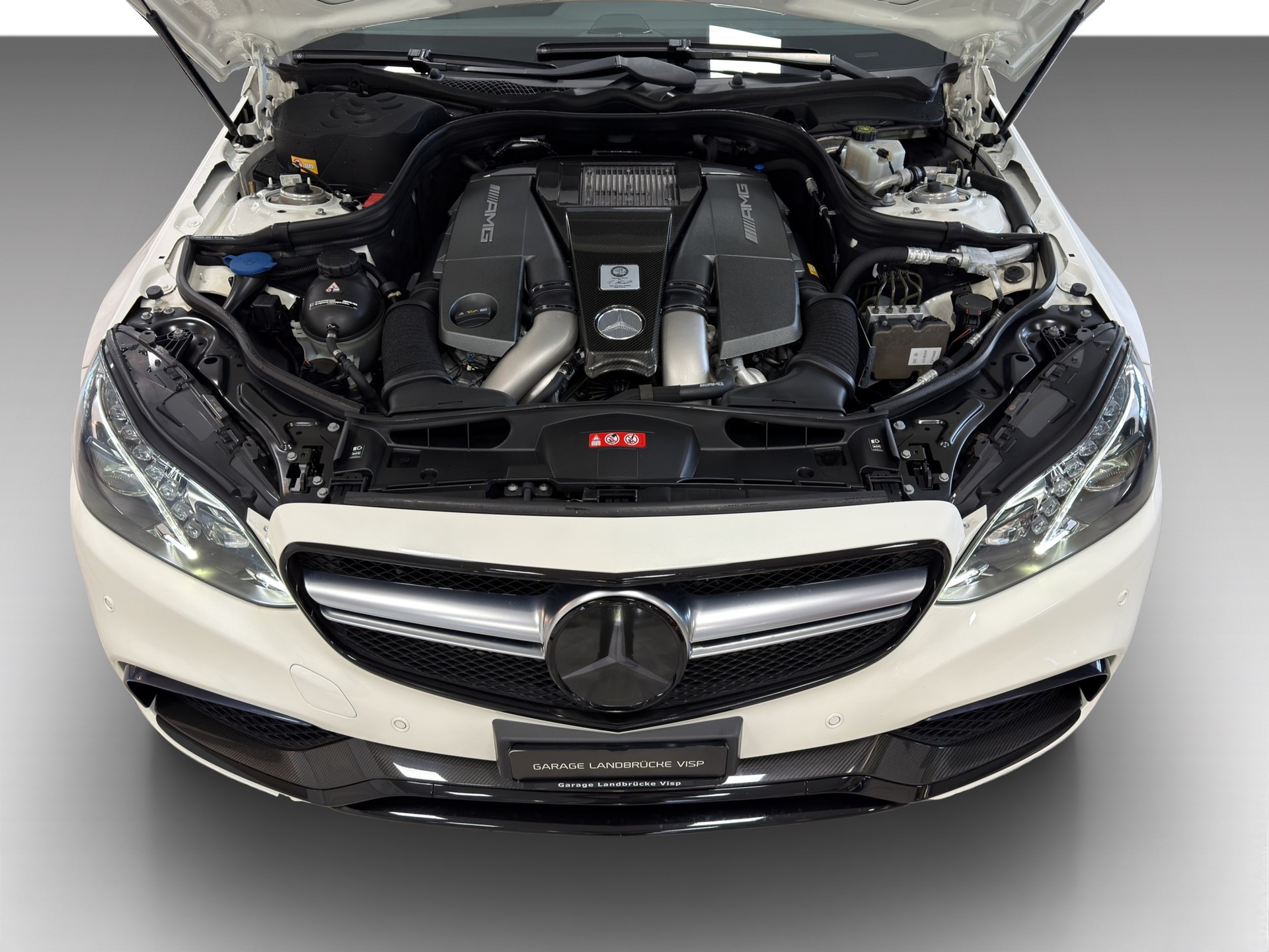 MERCEDES-BENZ E 63 AMG S 4Matic Speedshift-image-3