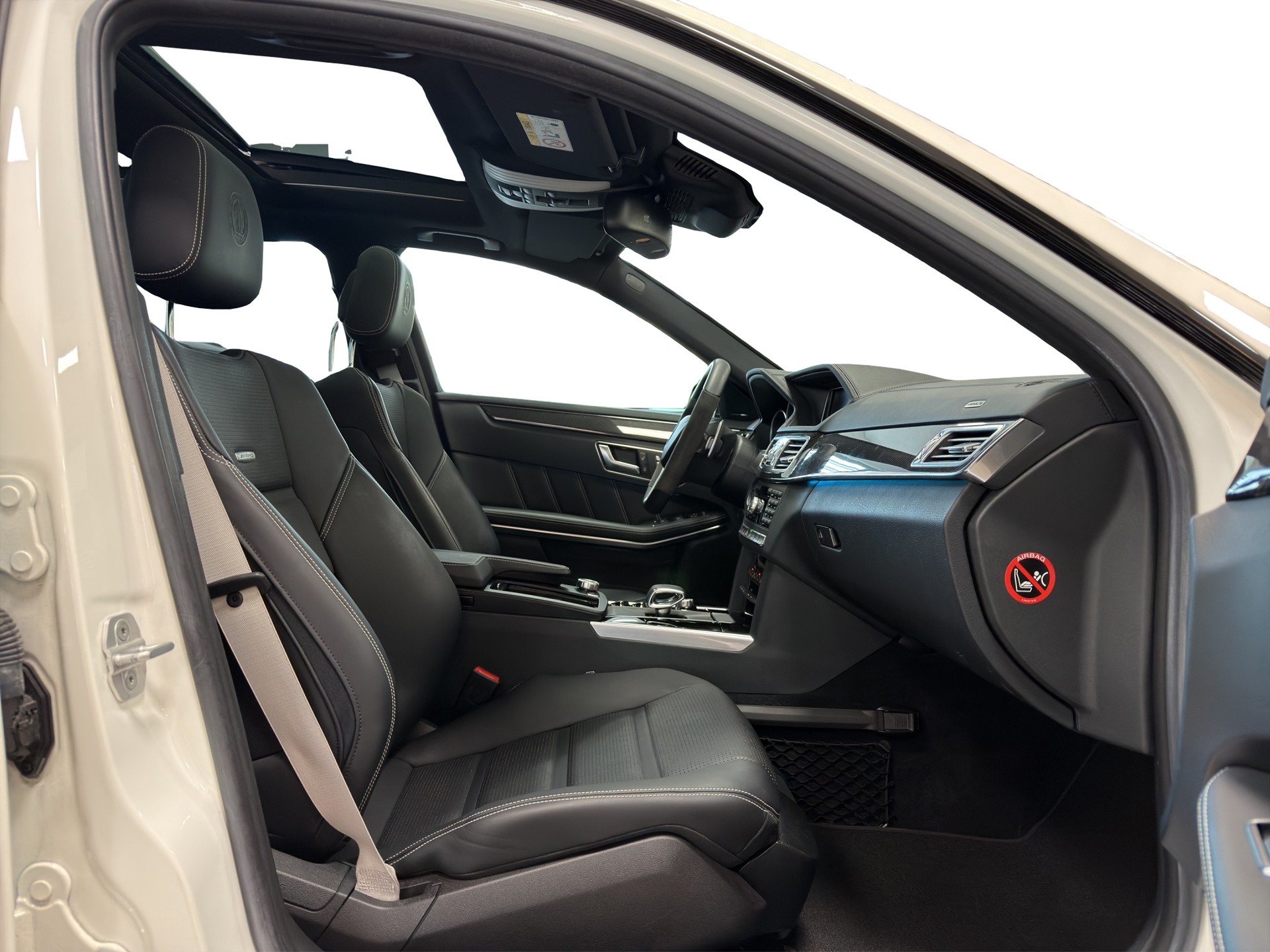 MERCEDES-BENZ E 63 AMG S 4Matic Speedshift-image-7