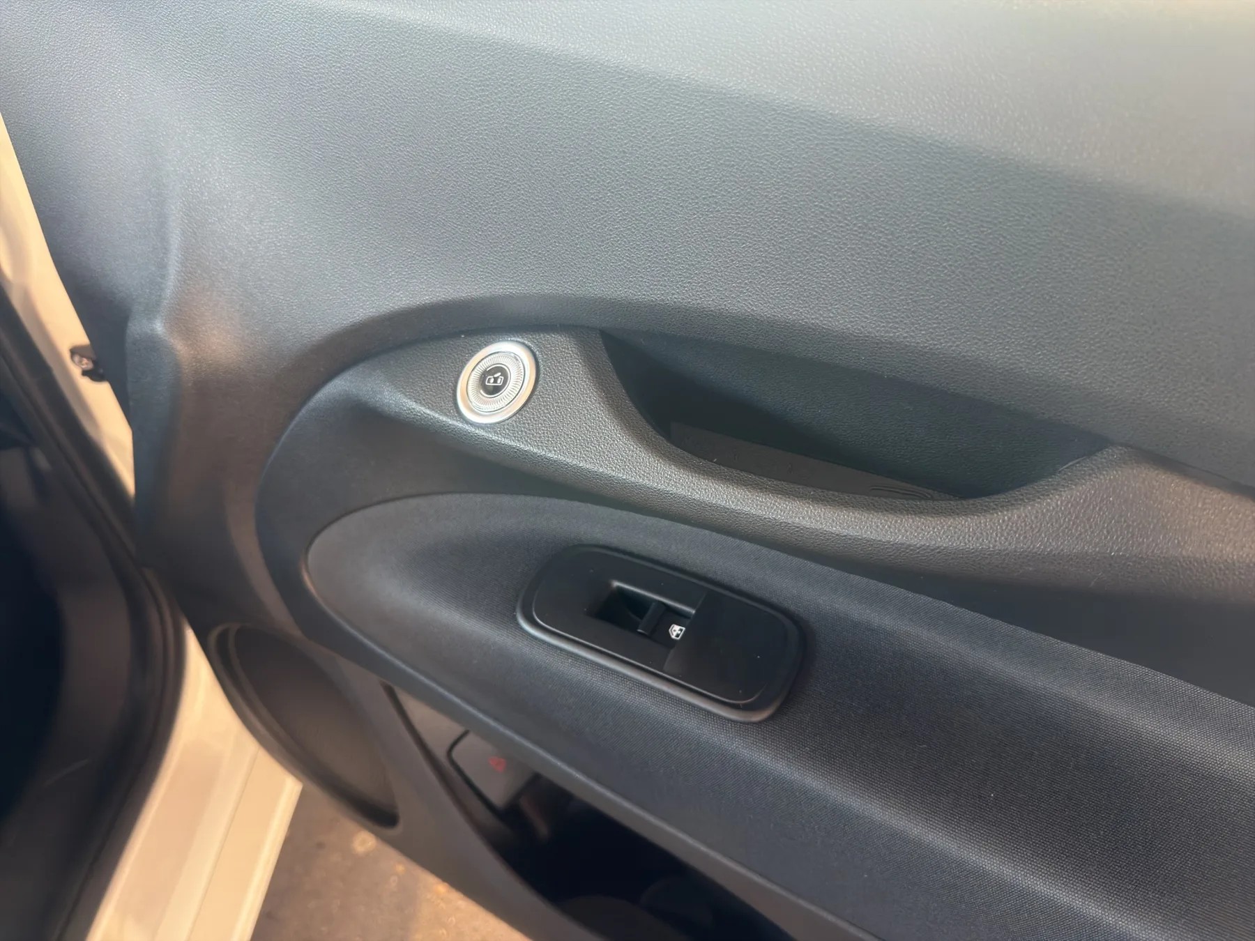 FIAT 500 Electric Cult 320KM-image-34