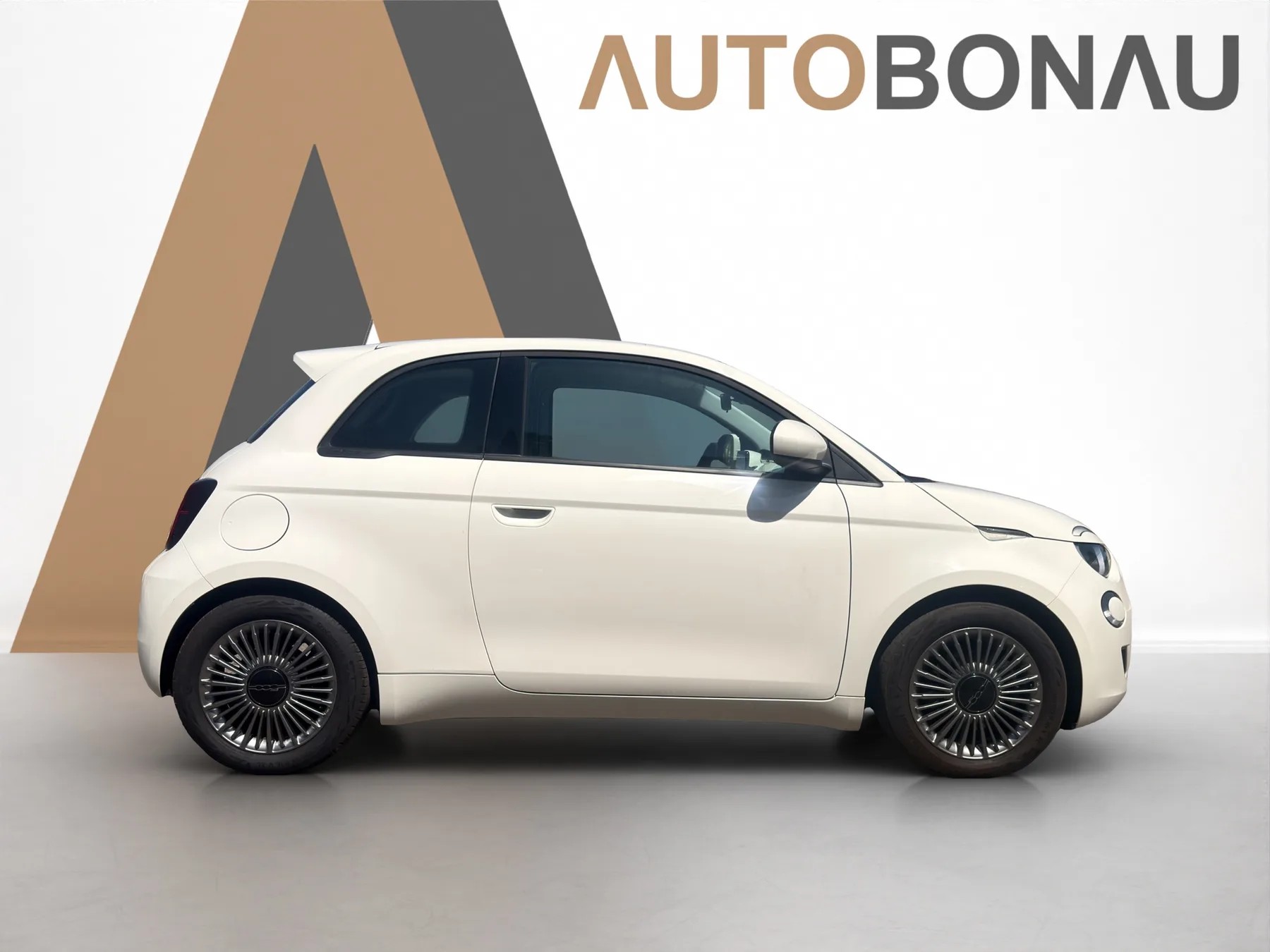 FIAT 500 Electric Cult 320KM-image-5
