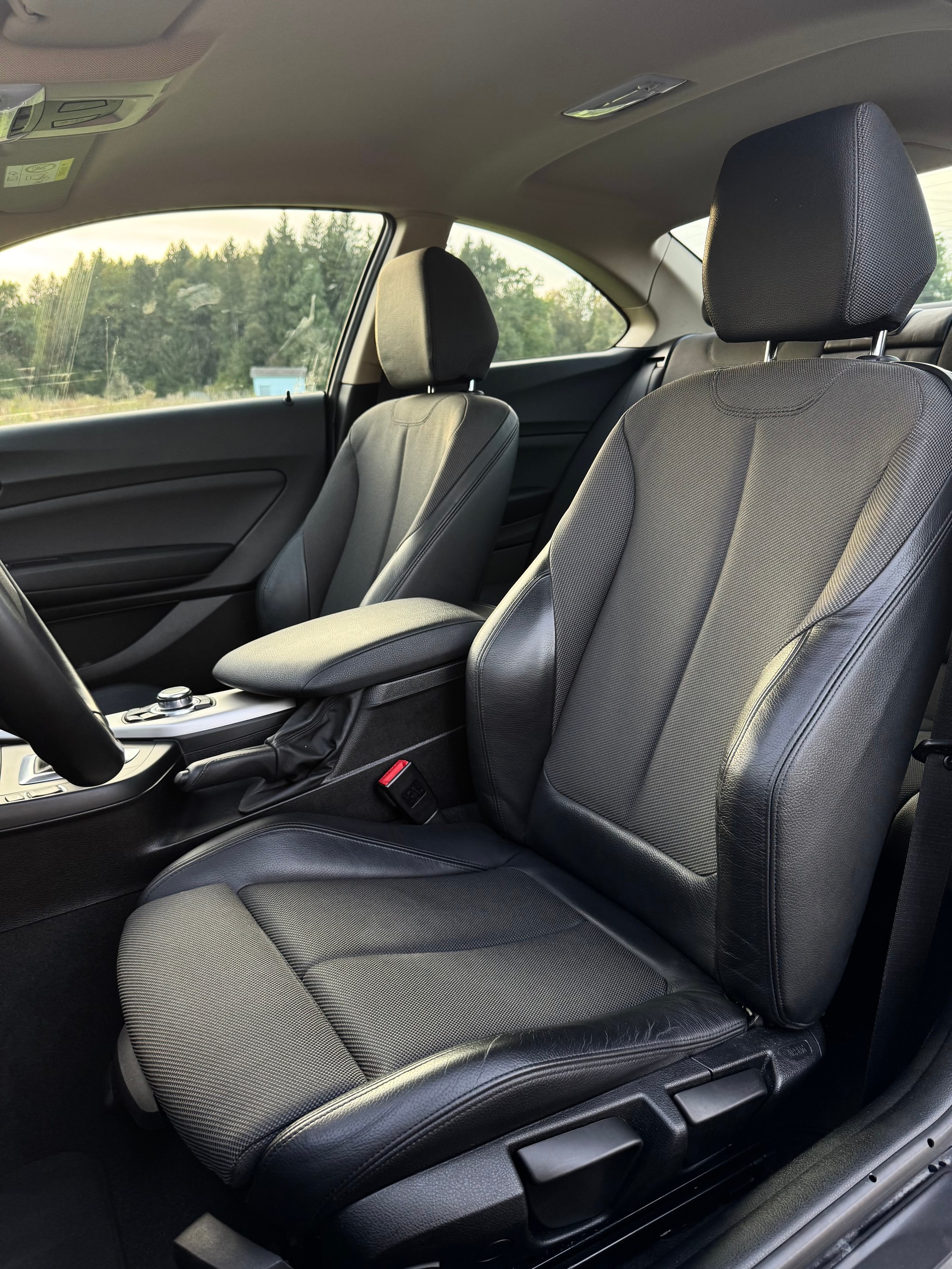 BMW 220i Modern Line Steptronic / ab MFK bei Verkauf-image-8